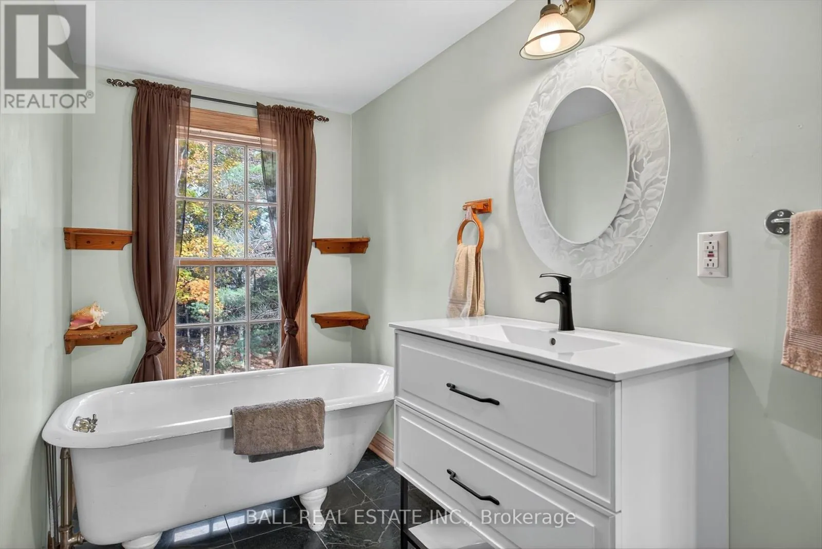 1376 BROCK ROAD W