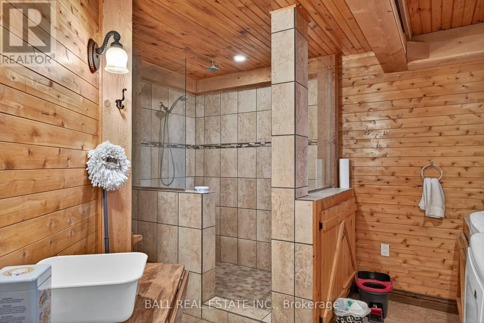 1376 BROCK ROAD W