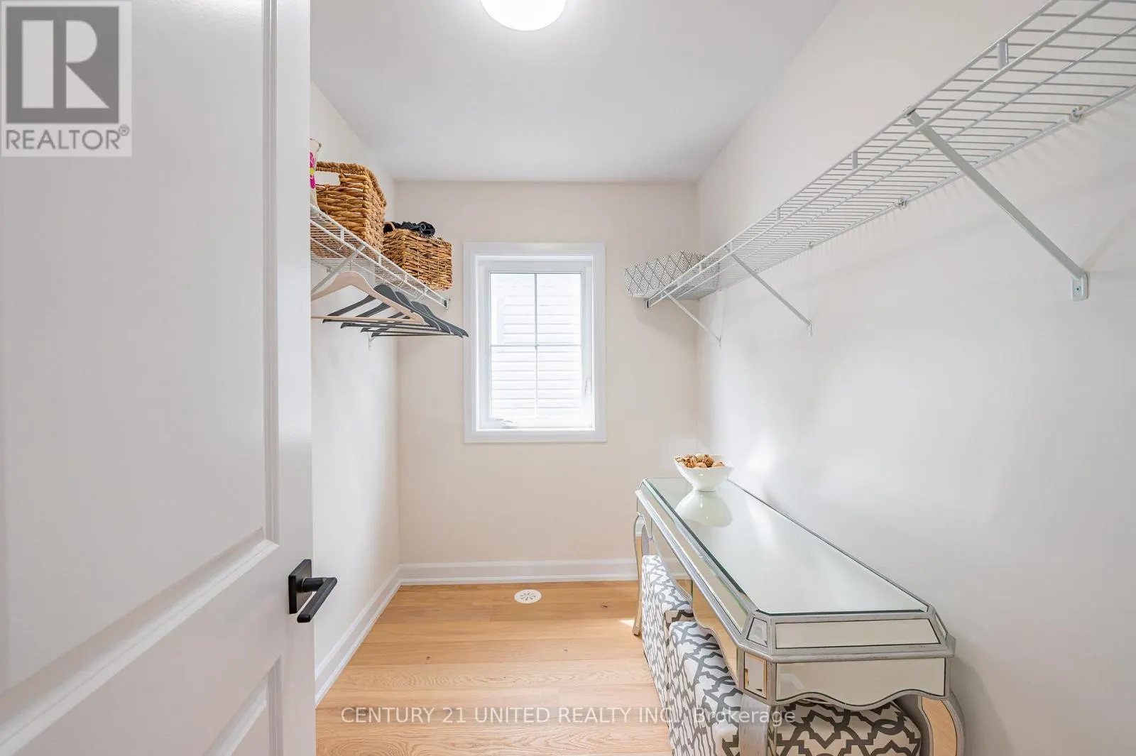 303 MULLIGHAN GARDENS