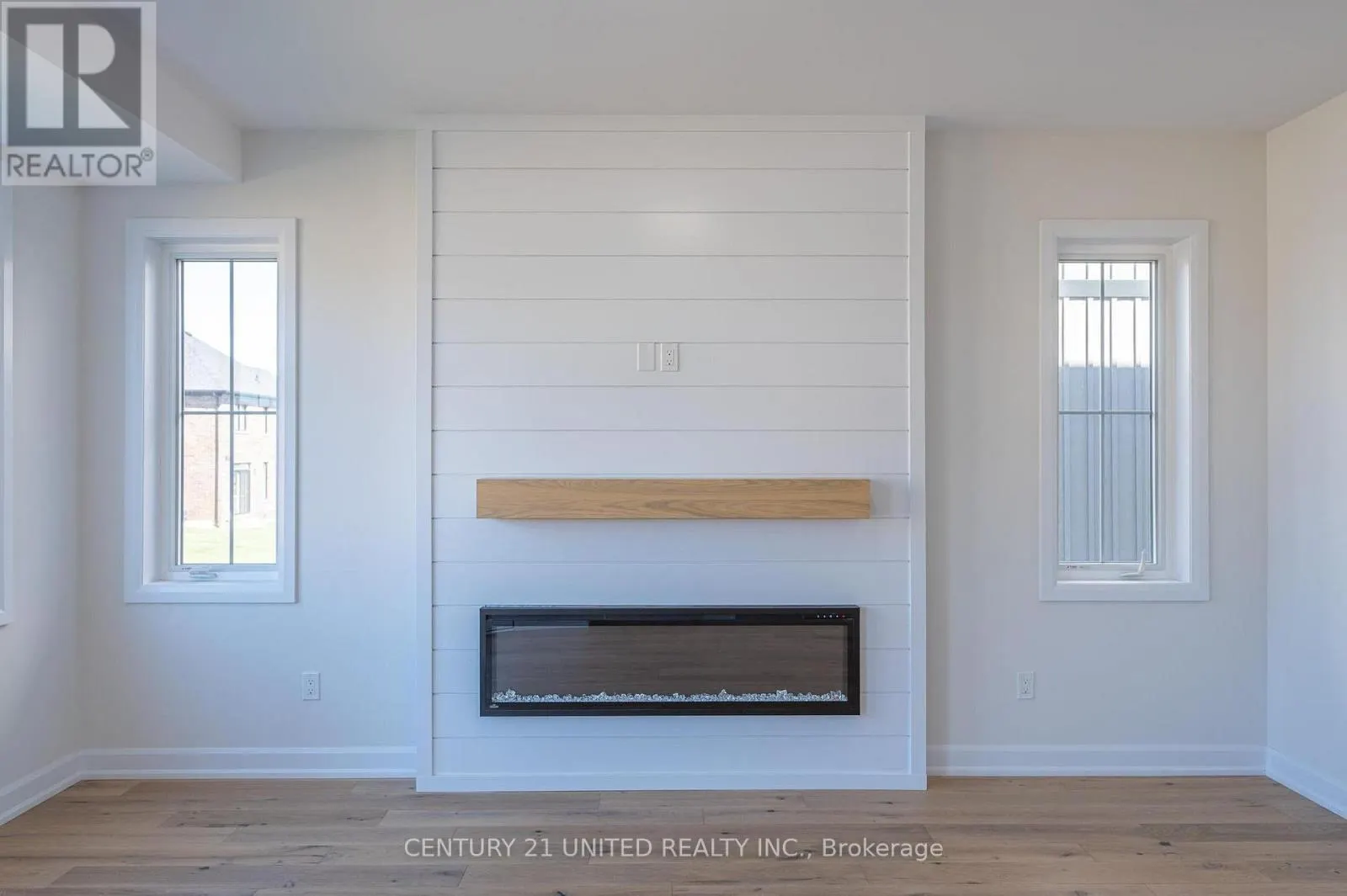 305 MULLIGHAN GARDENS