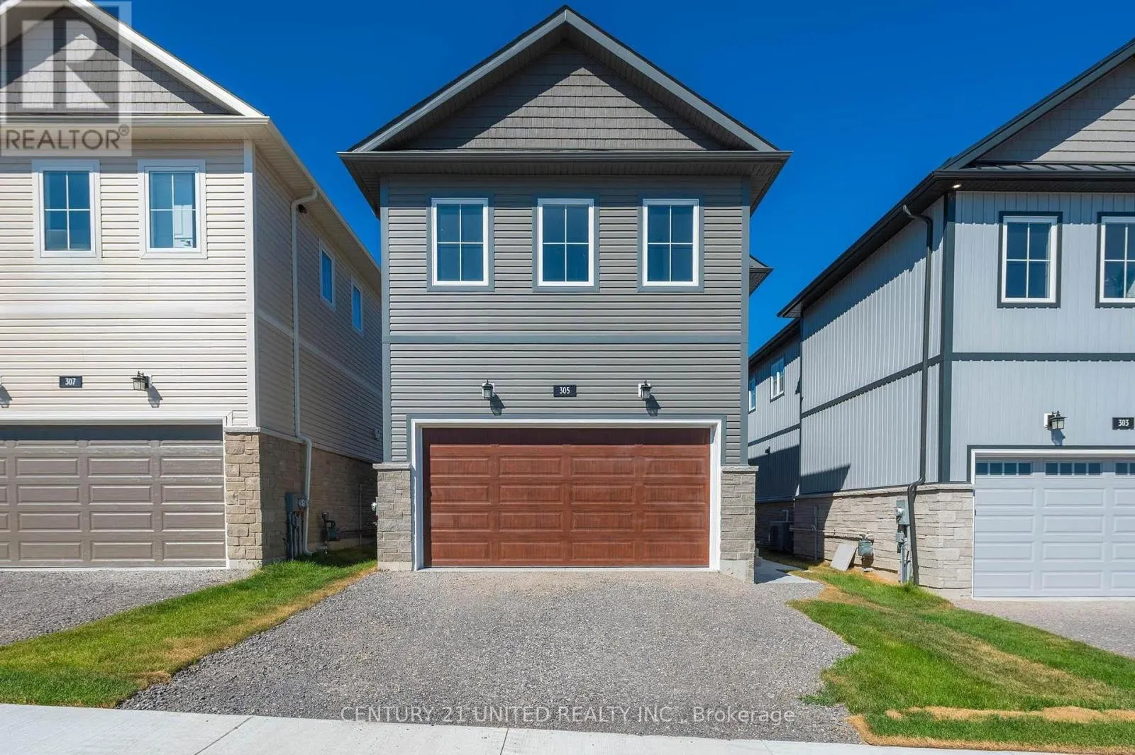 305 MULLIGHAN GARDENS