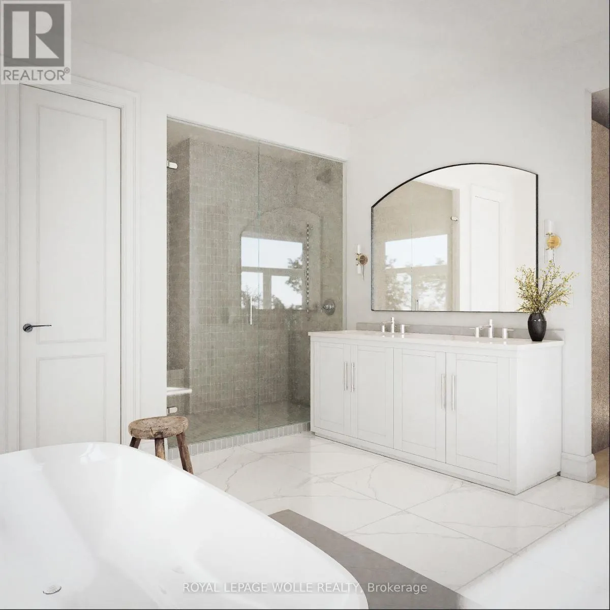 4 - 180 GORDON STREET