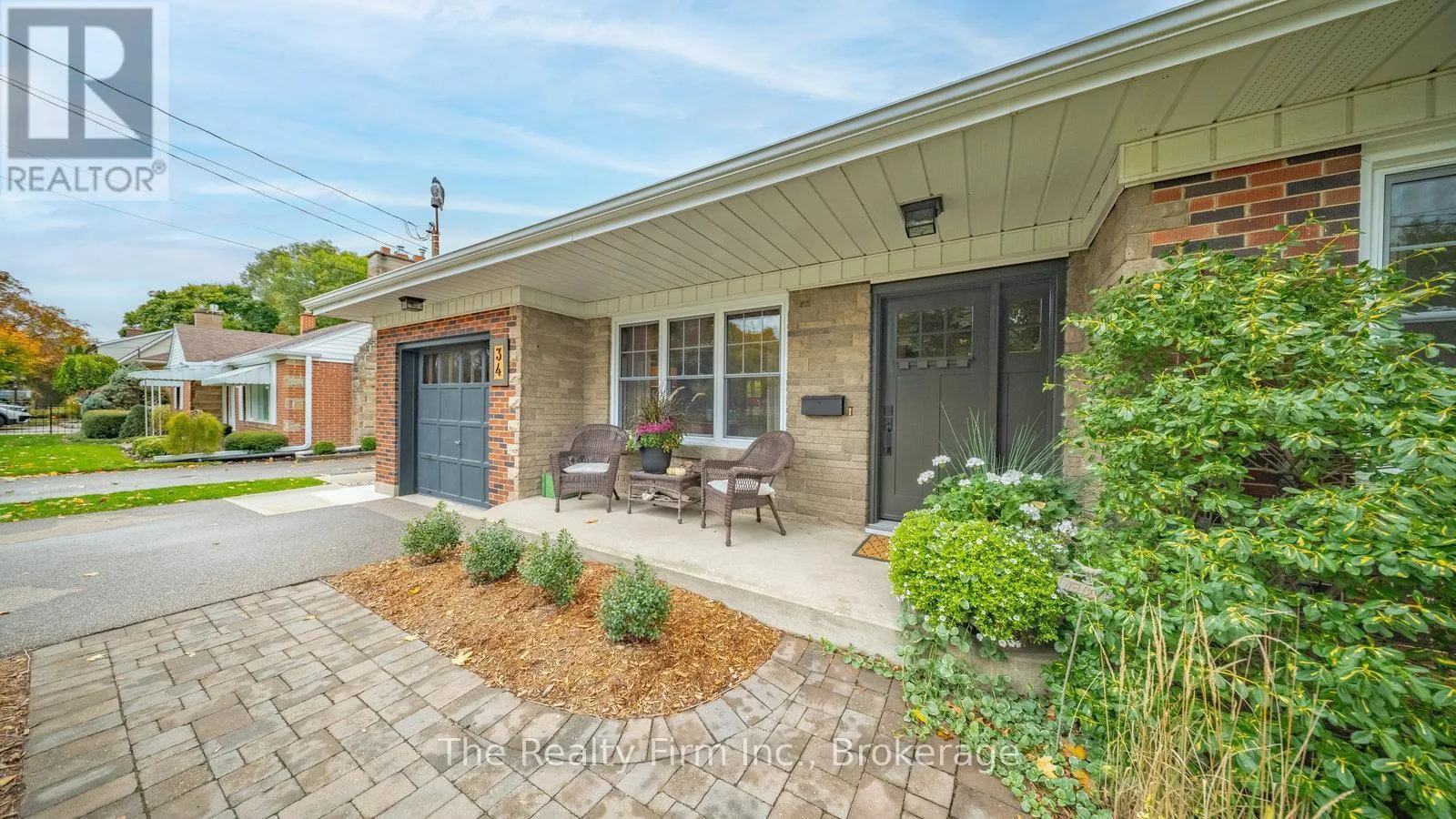 34 SPRINGFIELD DRIVE