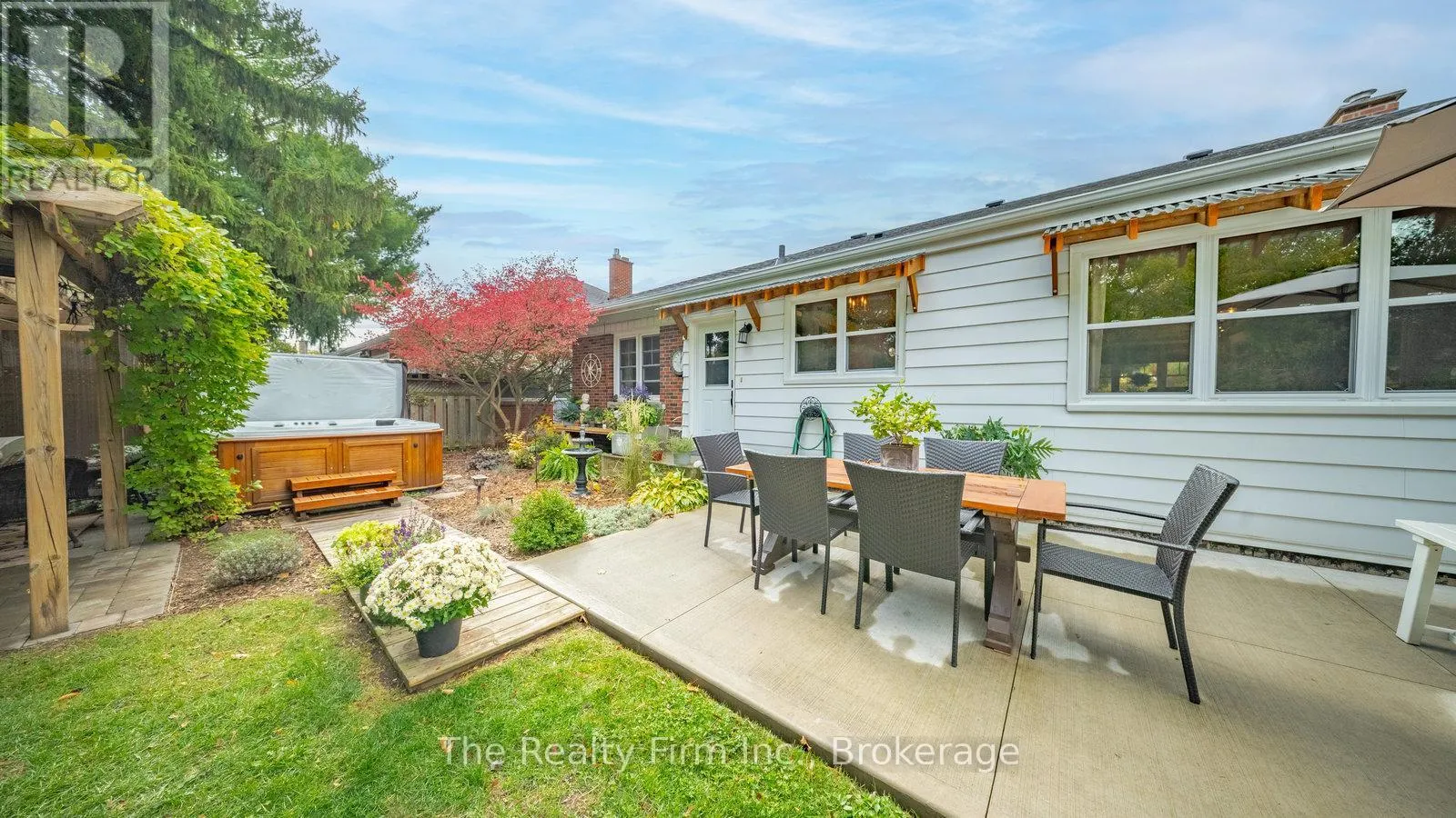 34 SPRINGFIELD DRIVE