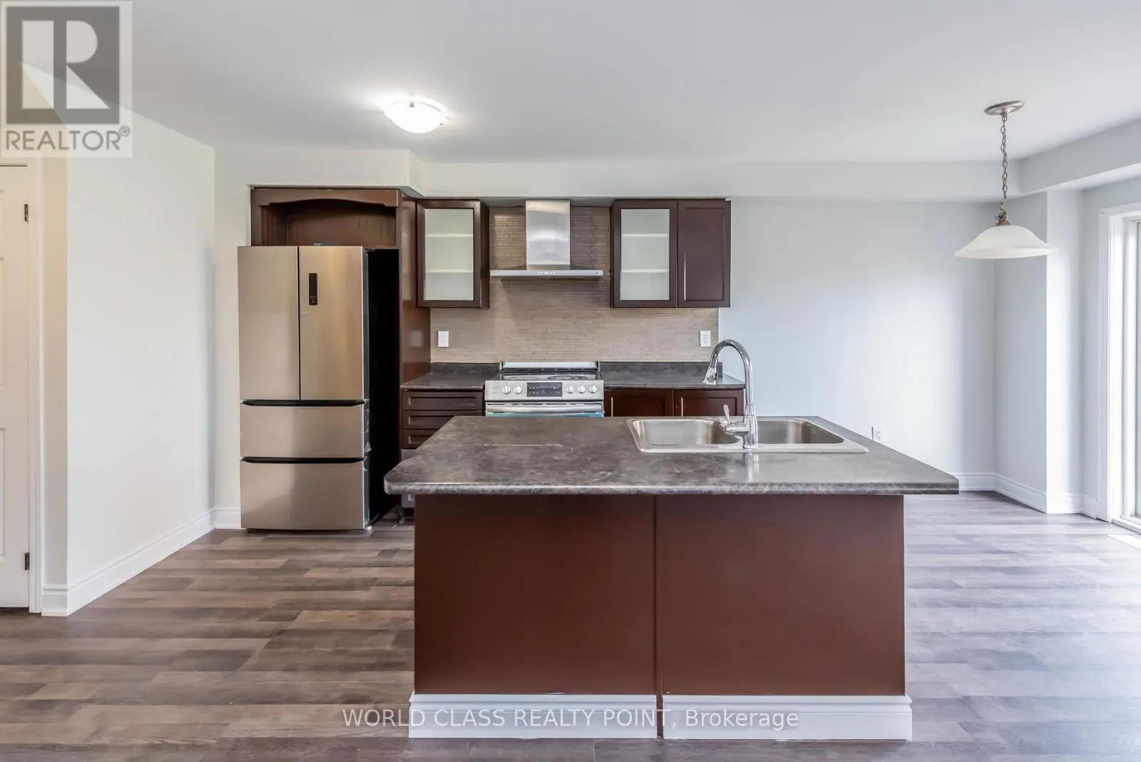 8542 NIGHTSHADE STREET