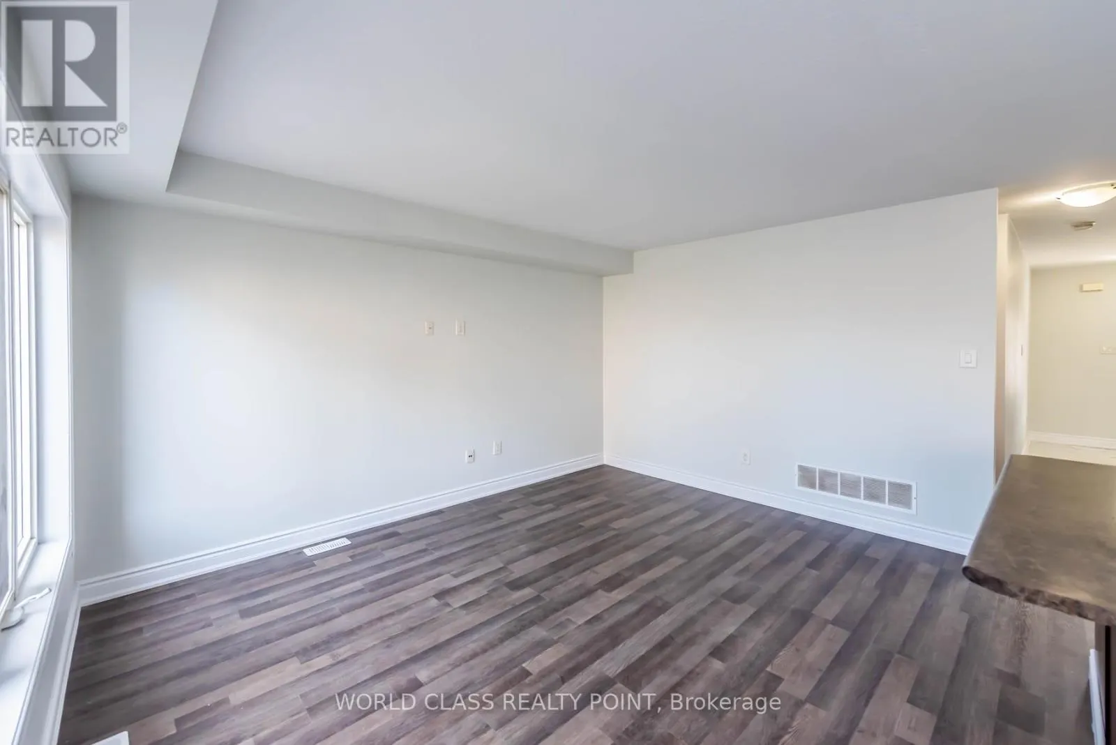 8542 NIGHTSHADE STREET