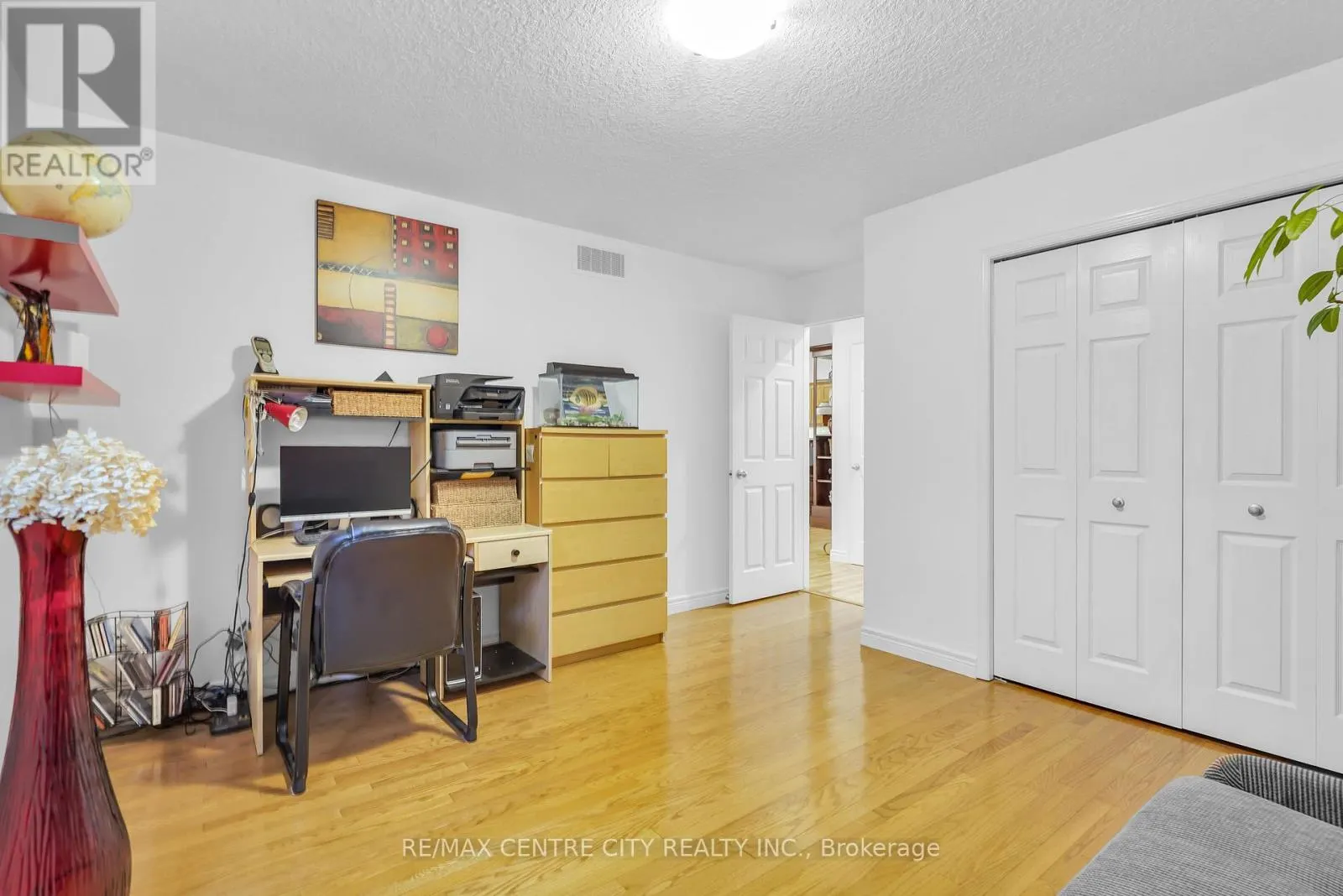 493 CARDIGAN PLACE