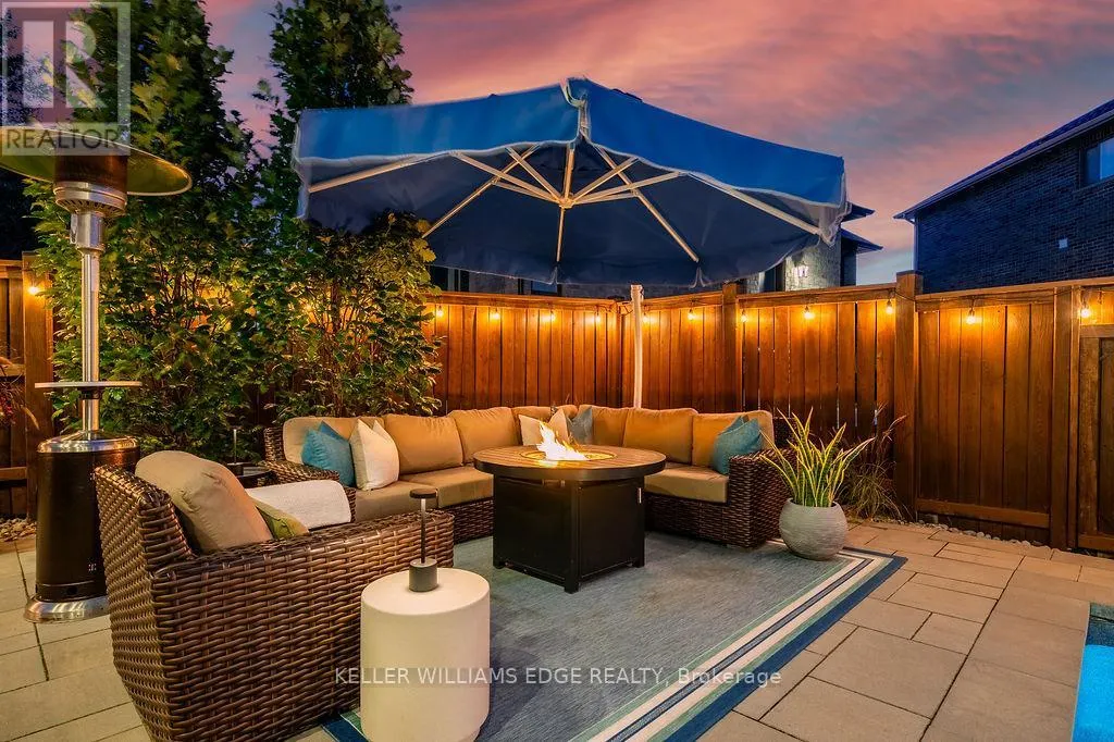 16 EDGECROFT CRESCENT