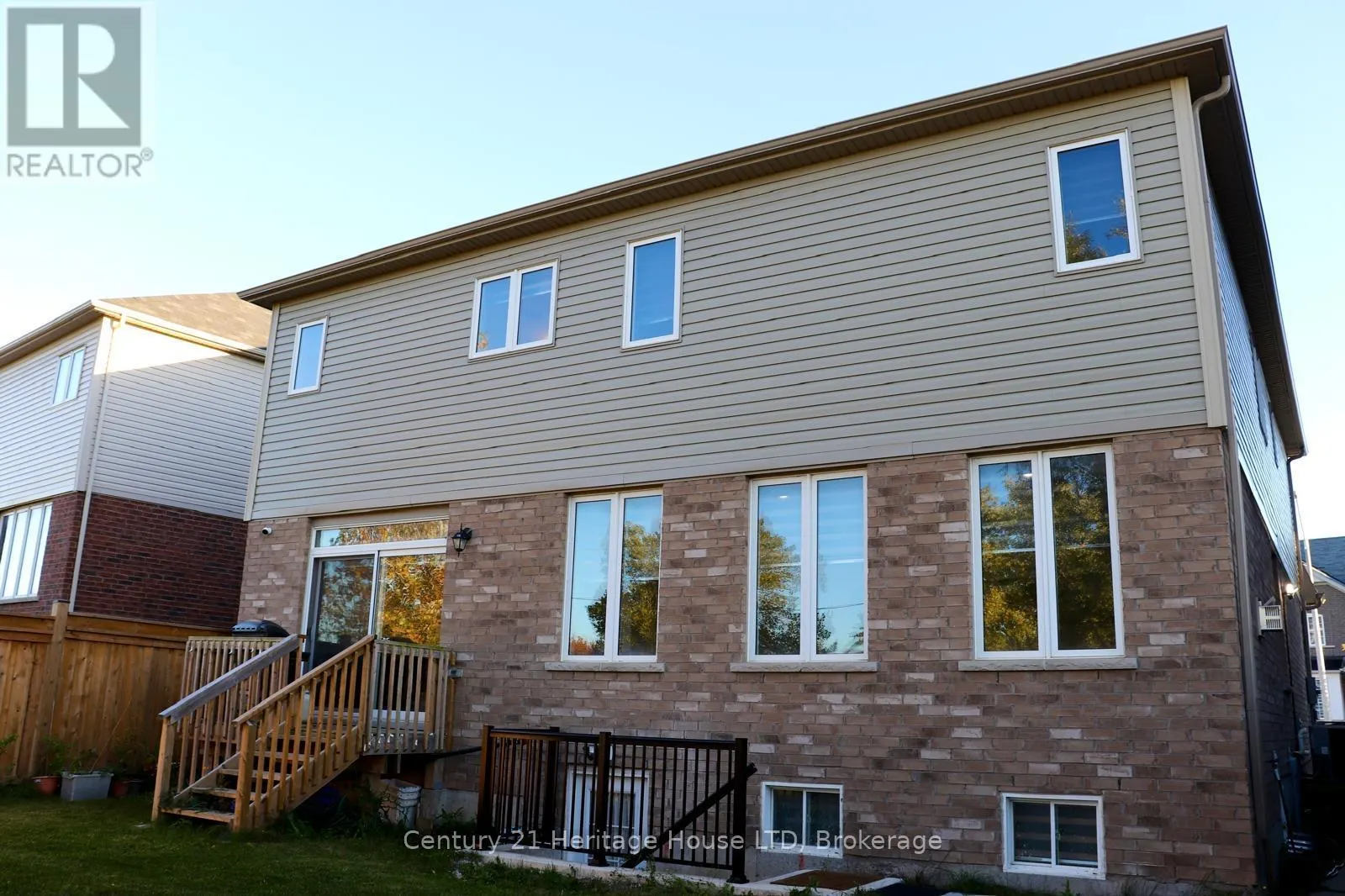 50 ESTHER CRESCENT