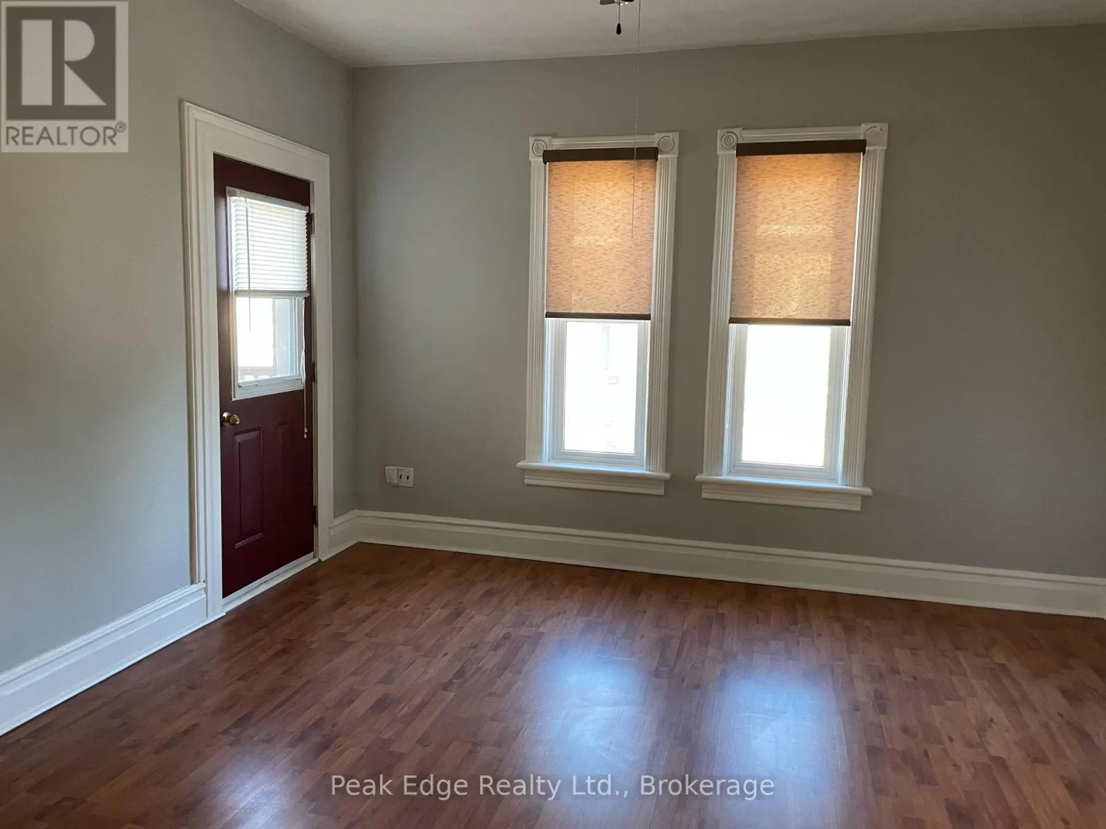 7 DURHAM STREET E