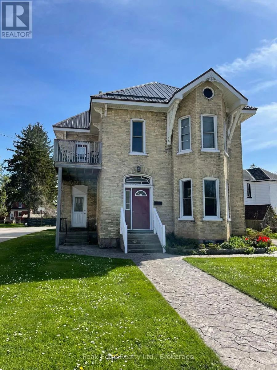 7 DURHAM STREET E