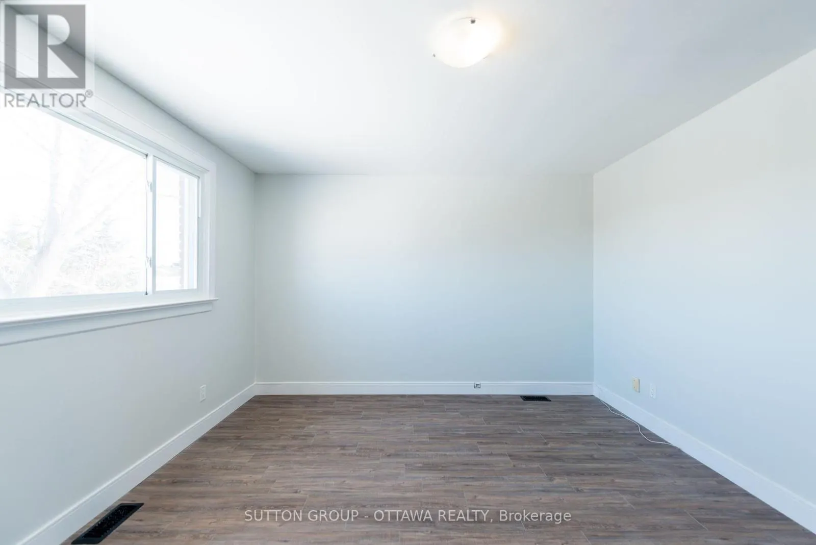 3 - 2419 PAGÉ ROAD N