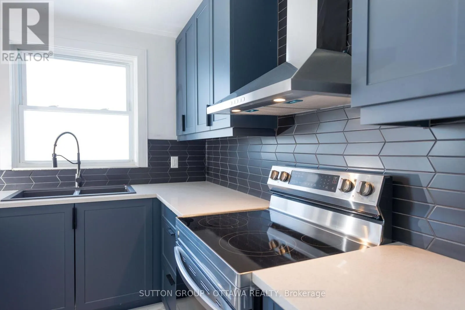 3 - 2419 PAGÉ ROAD N