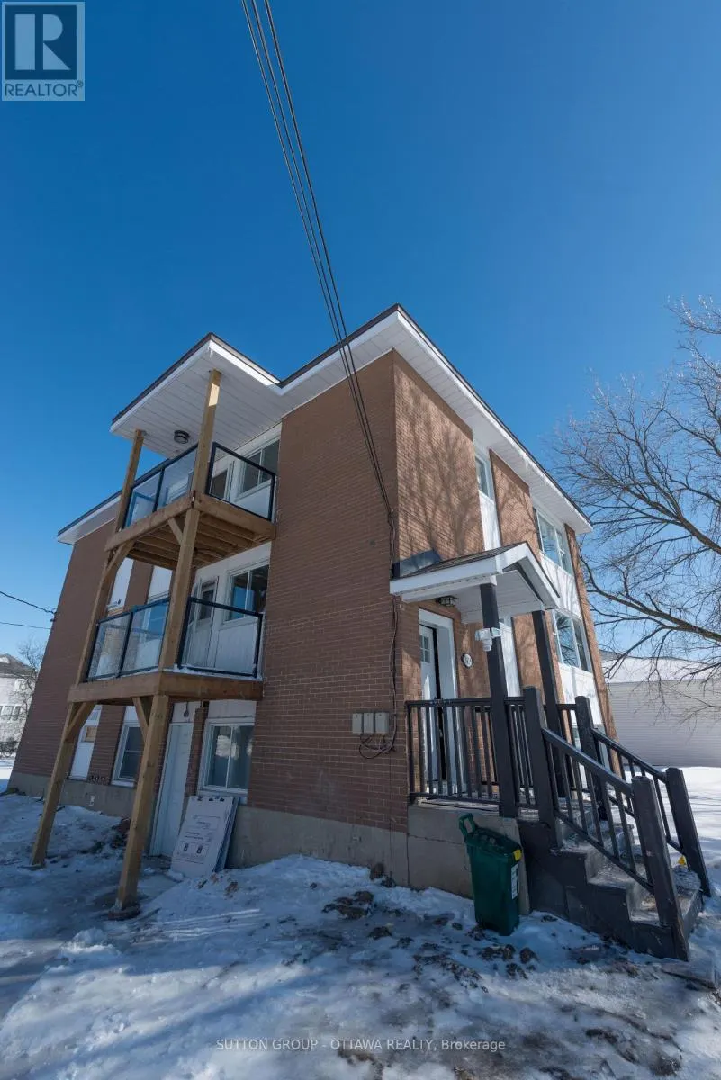 3 - 2419 PAGÉ ROAD N
