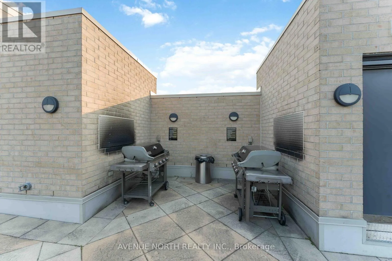 1505 - 245 KENT STREET