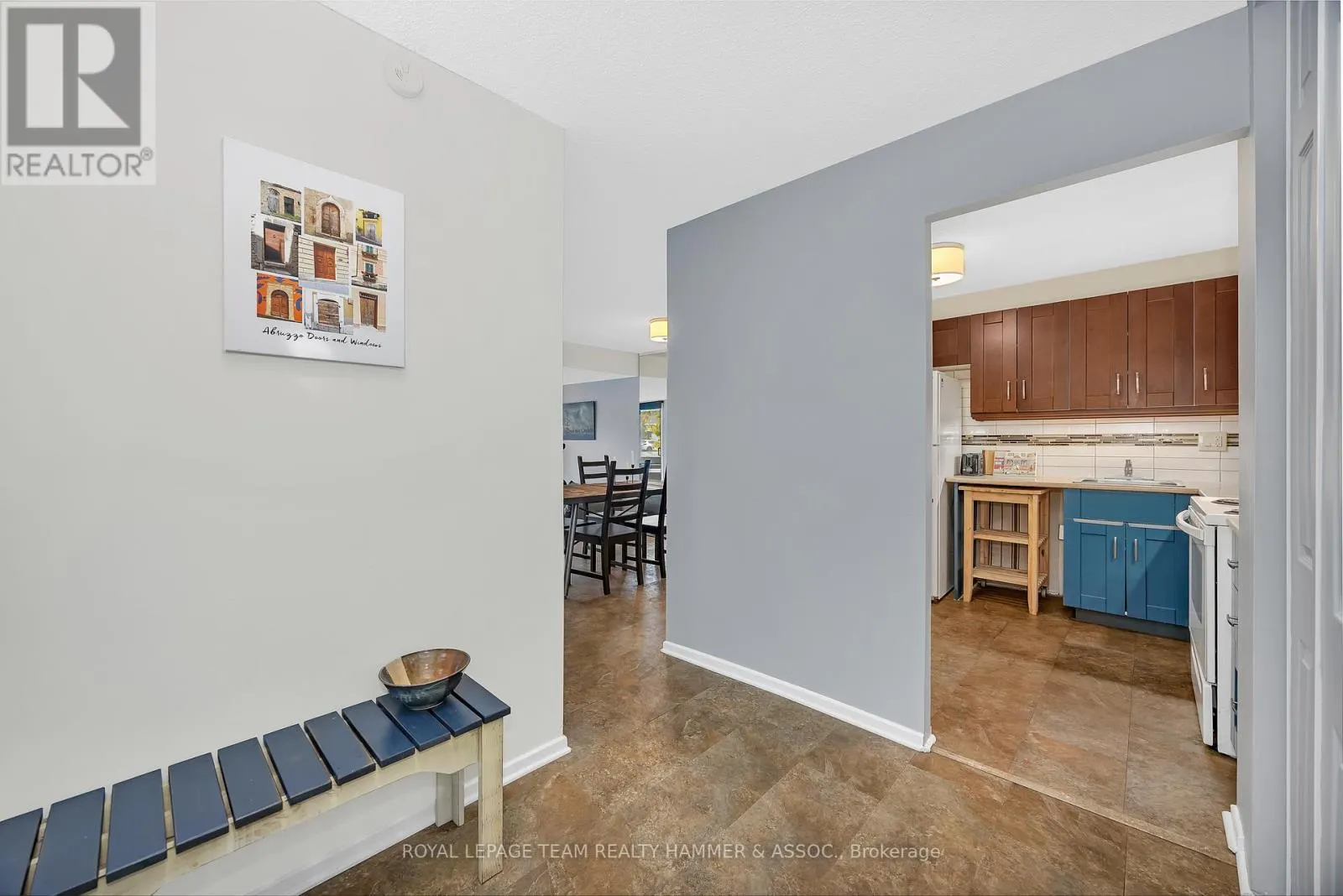 106 - 415 GREENVIEW AVENUE