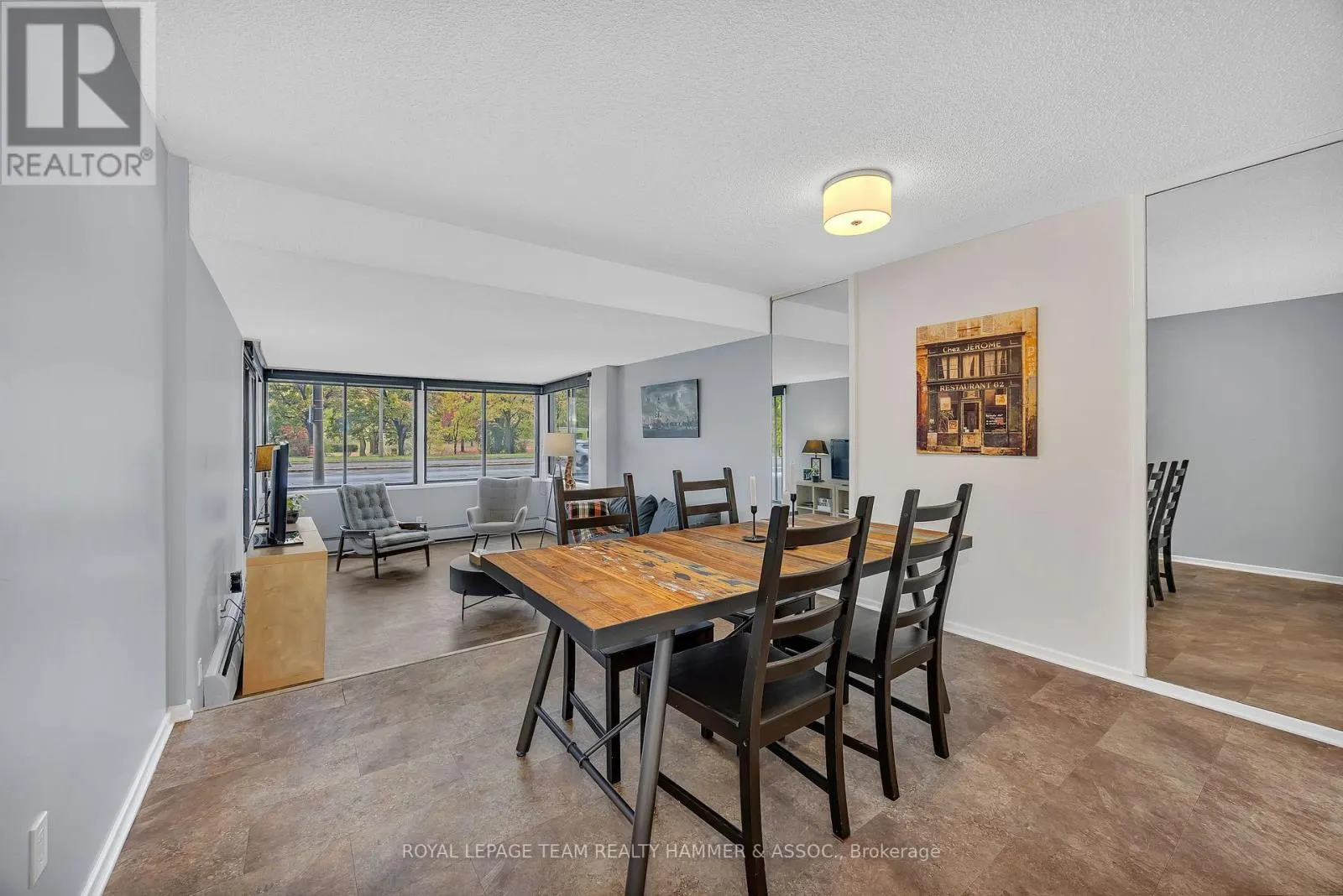 106 - 415 GREENVIEW AVENUE