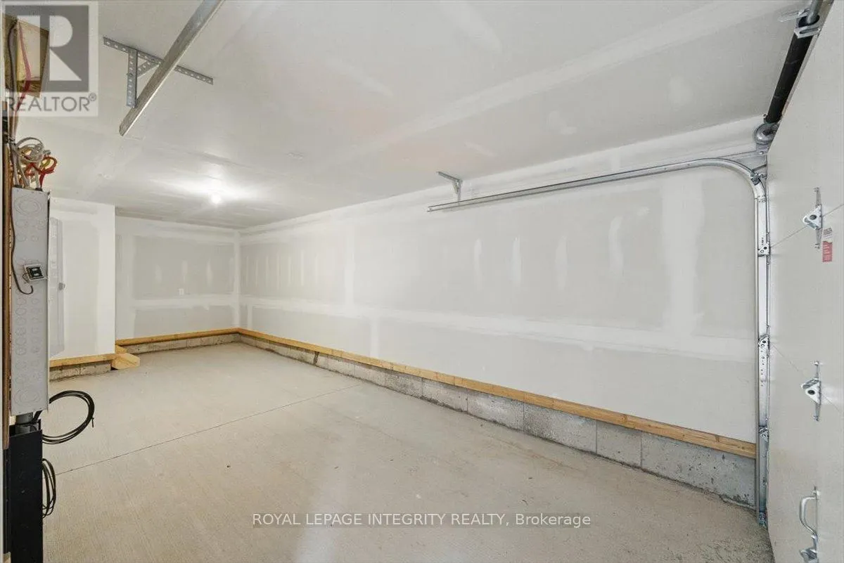 541 LOURMARIN PRIVATE