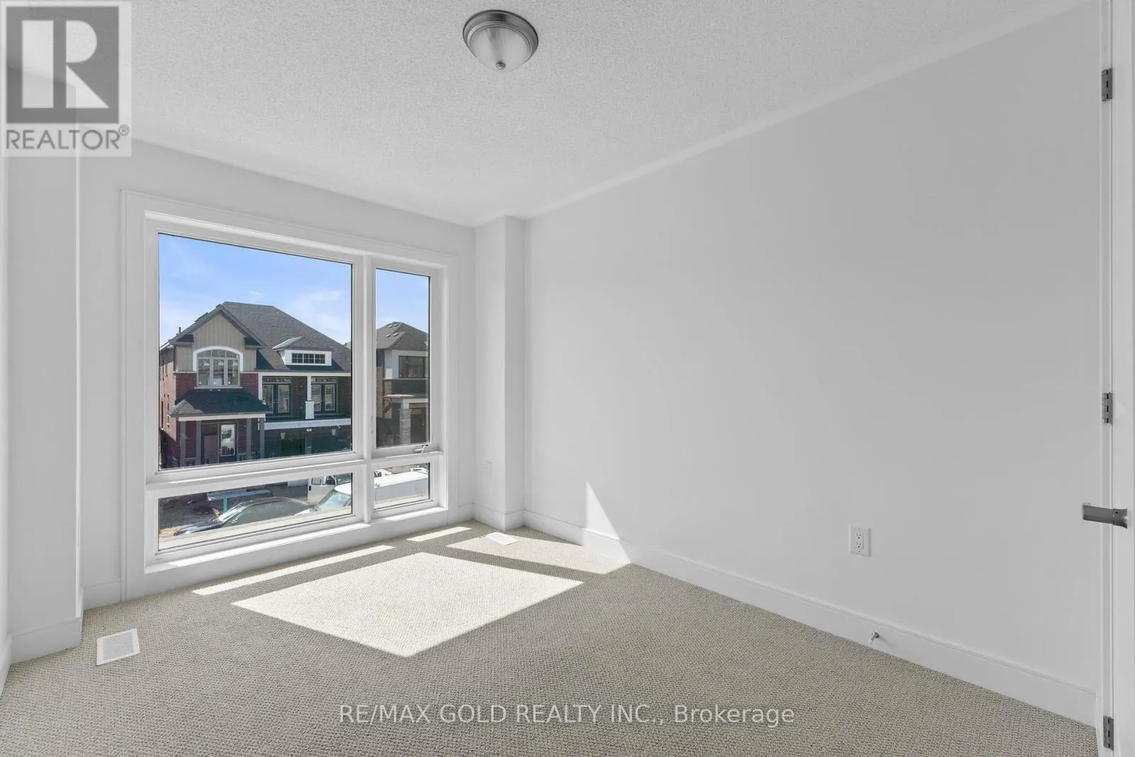 31 STANLEY LEITCH DRIVE