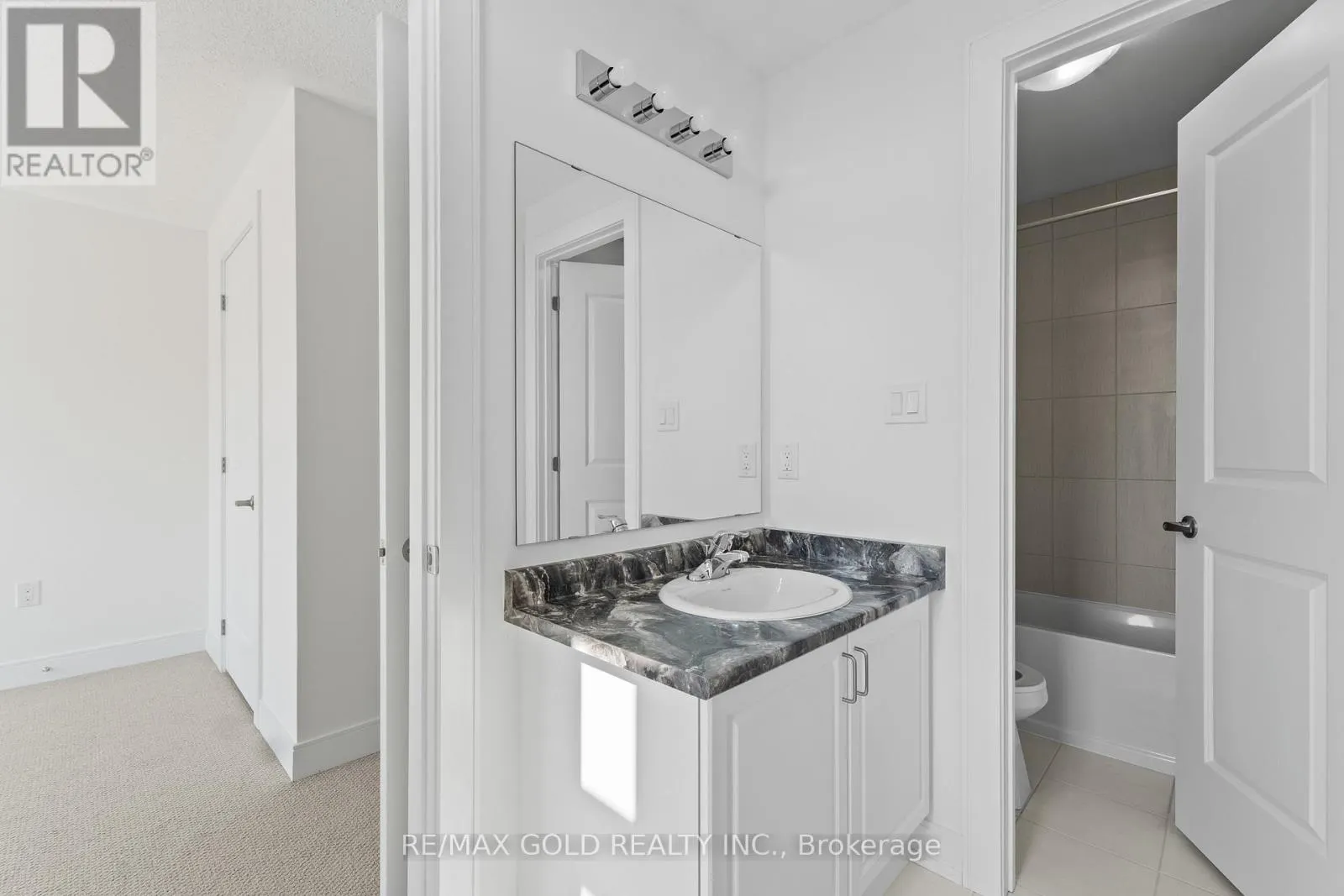 31 STANLEY LEITCH DRIVE