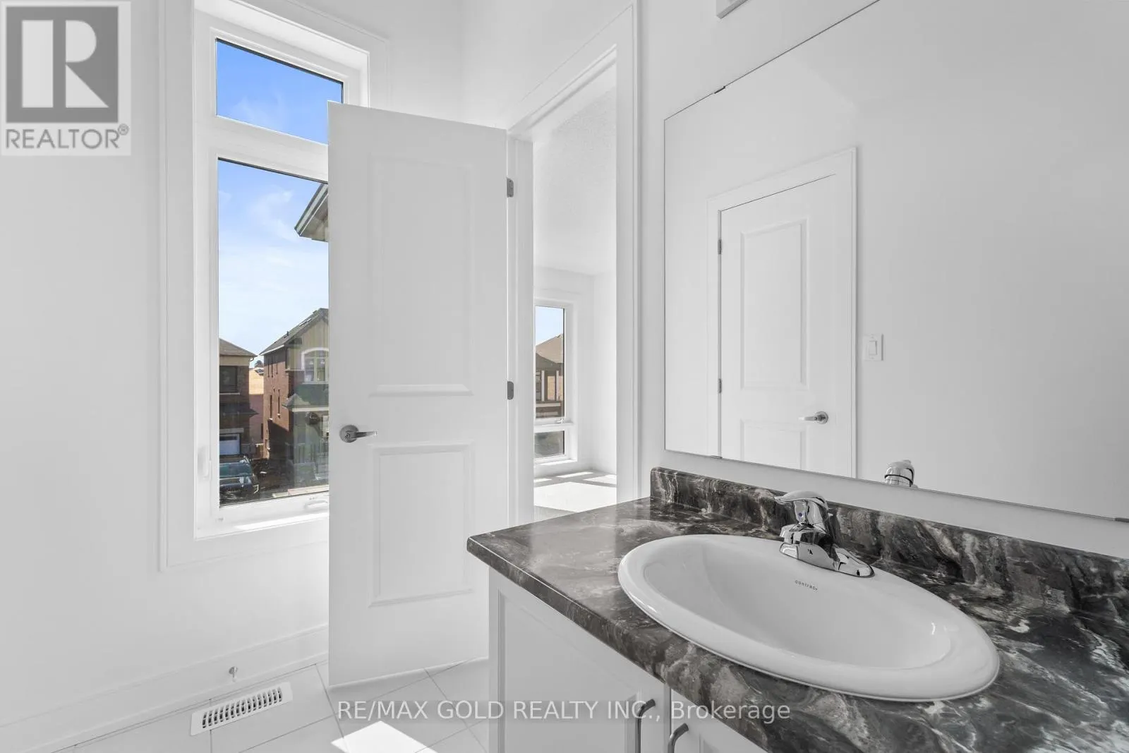 31 STANLEY LEITCH DRIVE