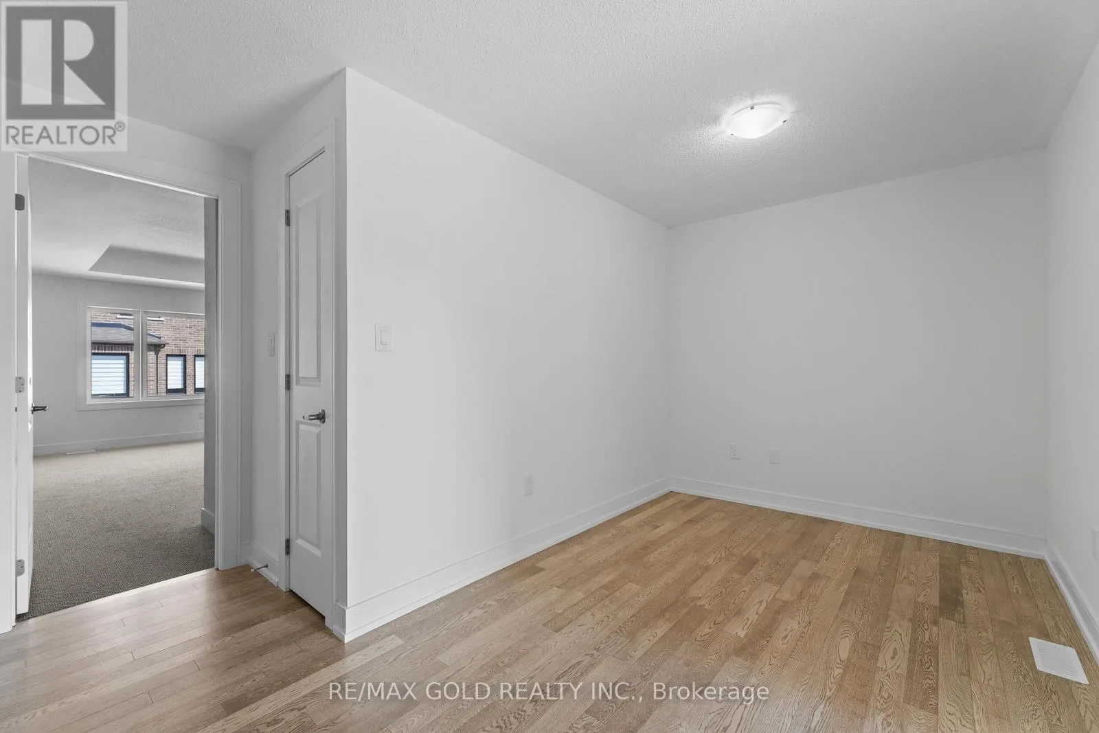 31 STANLEY LEITCH DRIVE