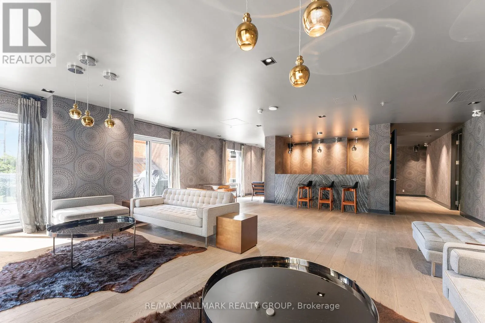 1007 - 428 SPARKS STREET