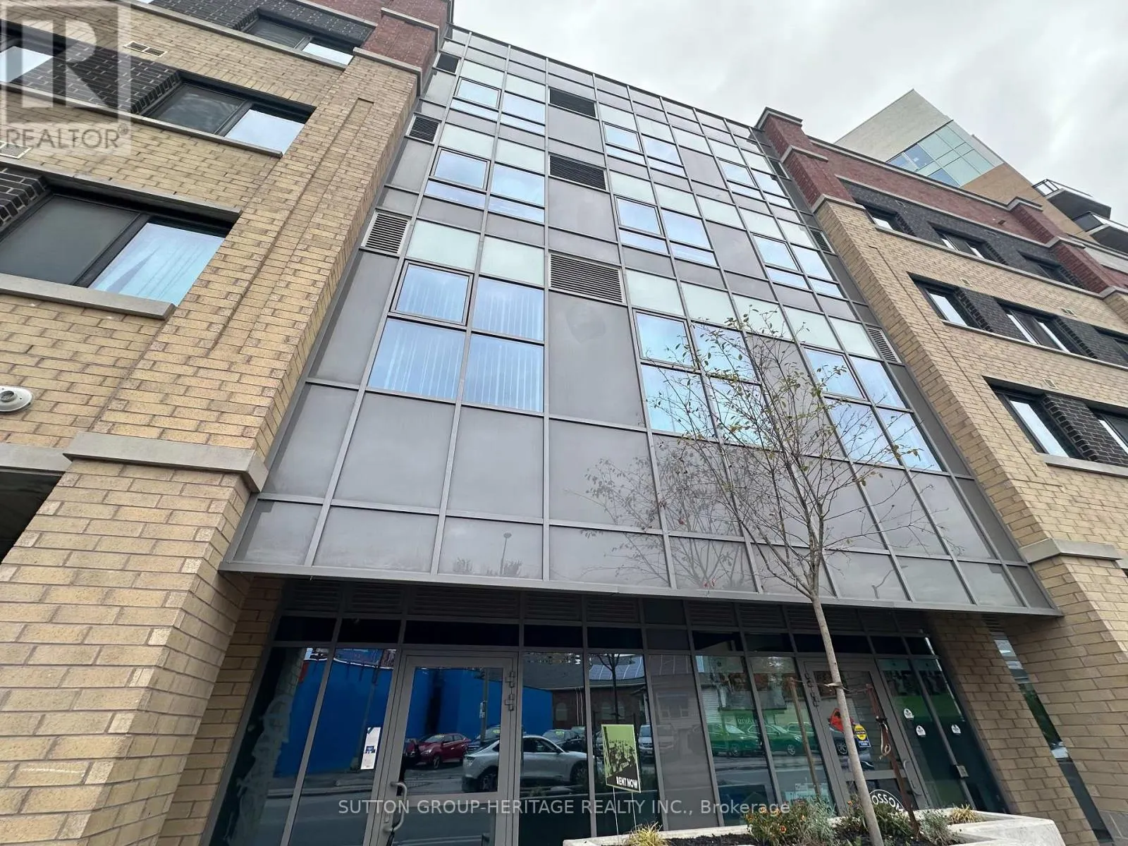 114 - 652 PRINCESS STREET
