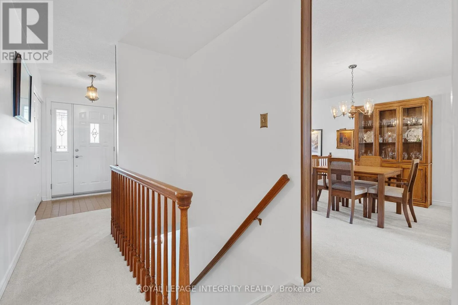 12 WYNFORD AVENUE