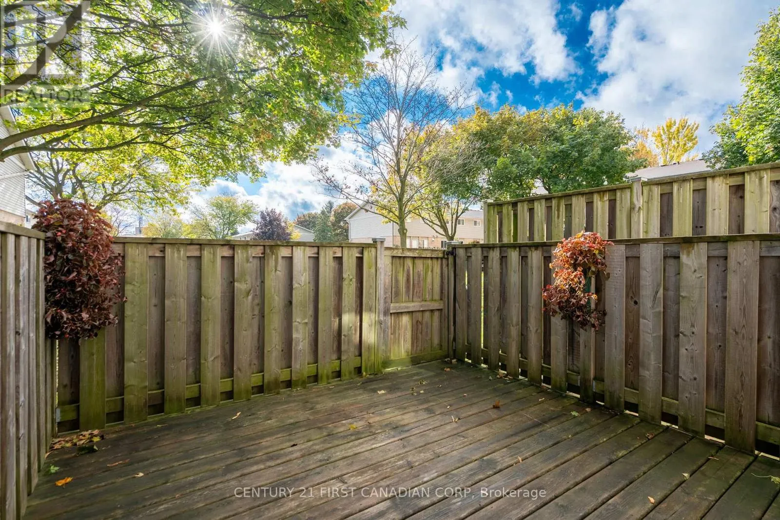 21 - 320 WESTMINSTER AVENUE, #21