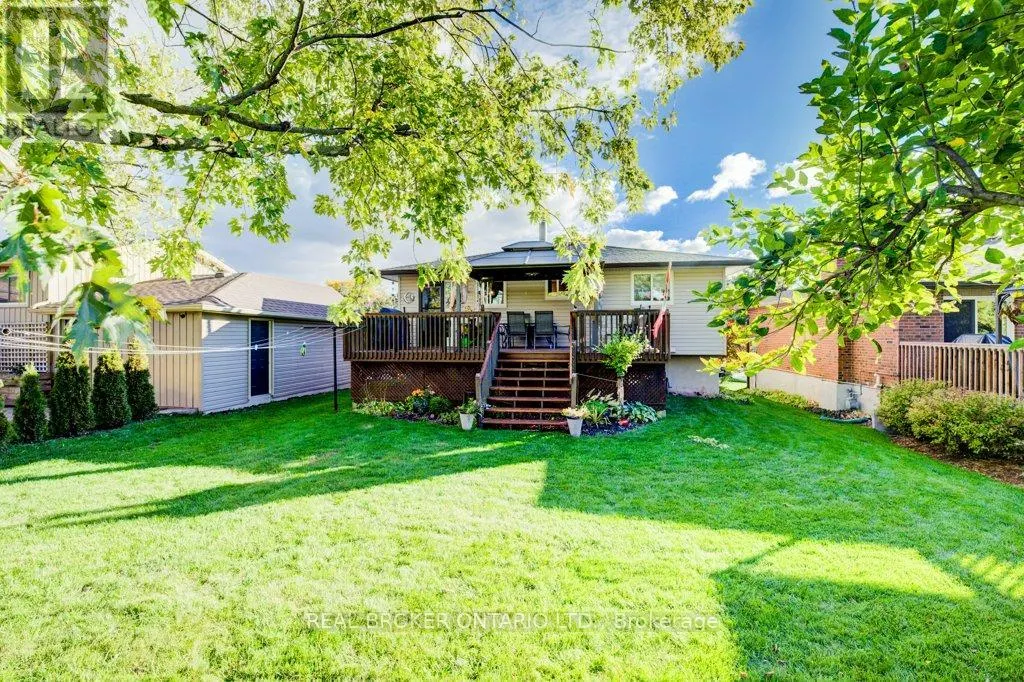 34 WILLOW GREEN COURT