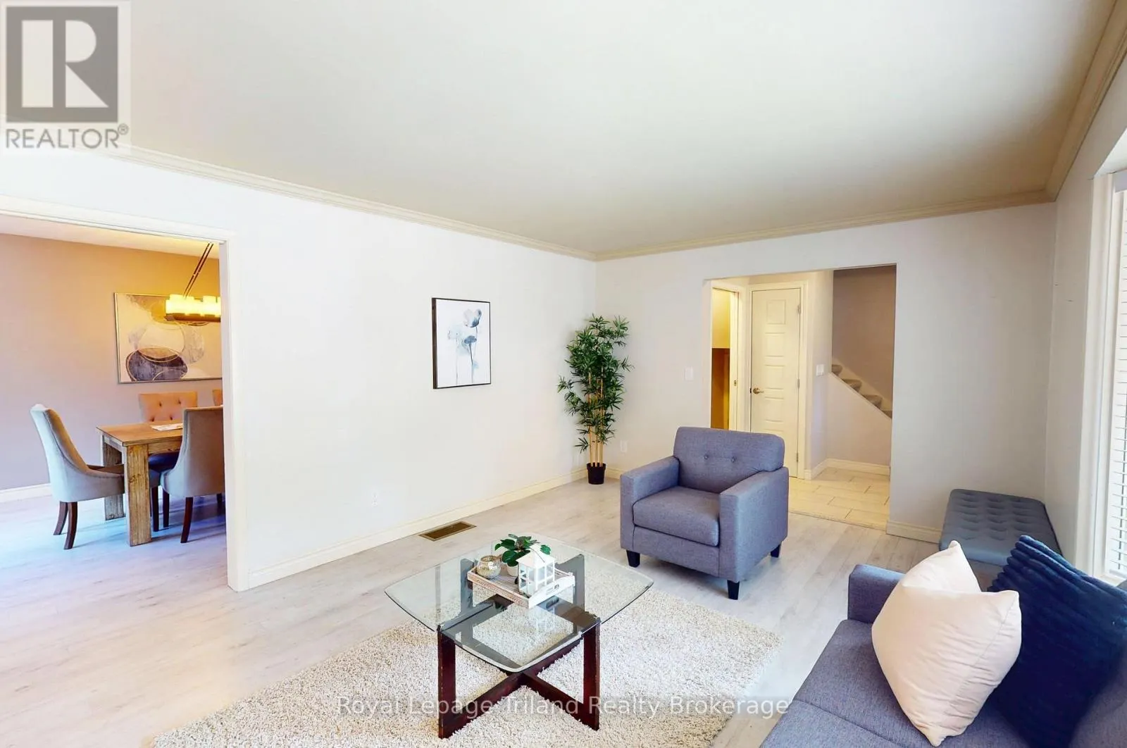 444 LEE AVENUE