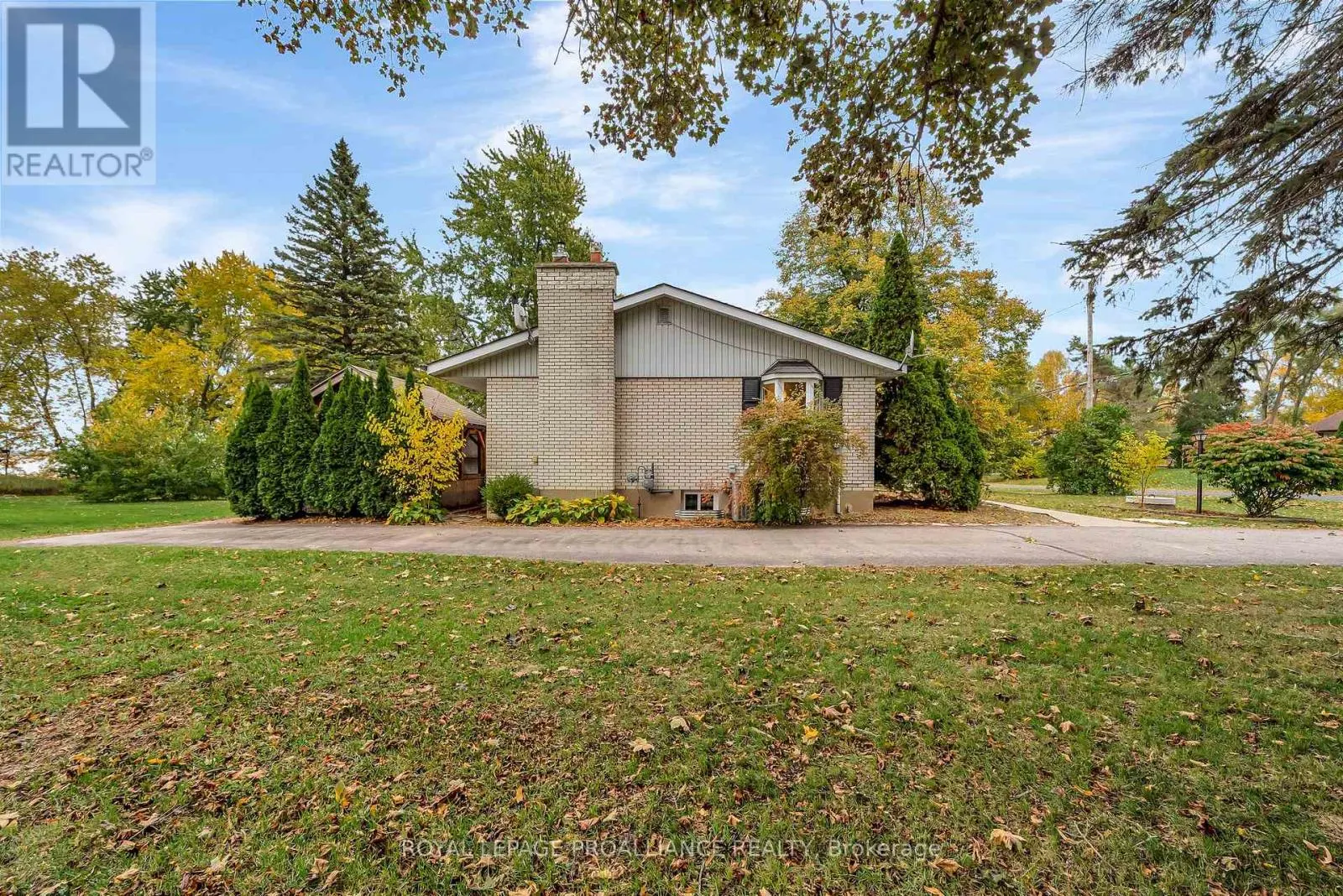 97 ROSELAND DRIVE