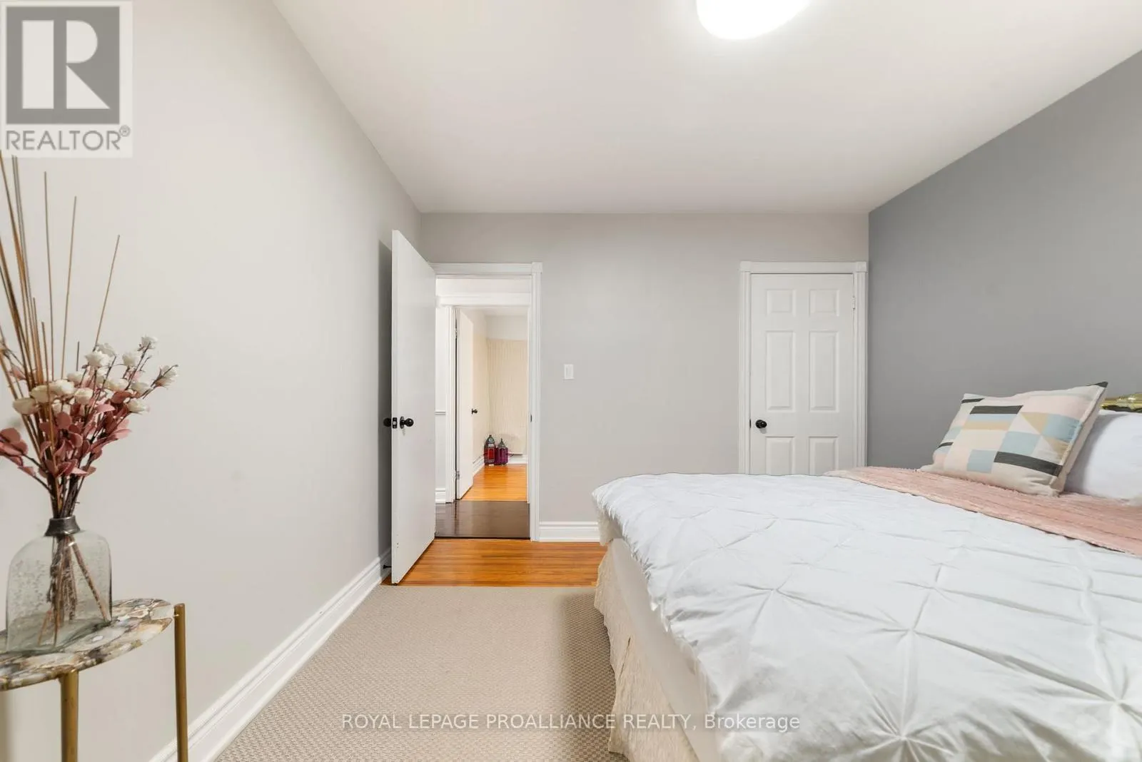 97 ROSELAND DRIVE