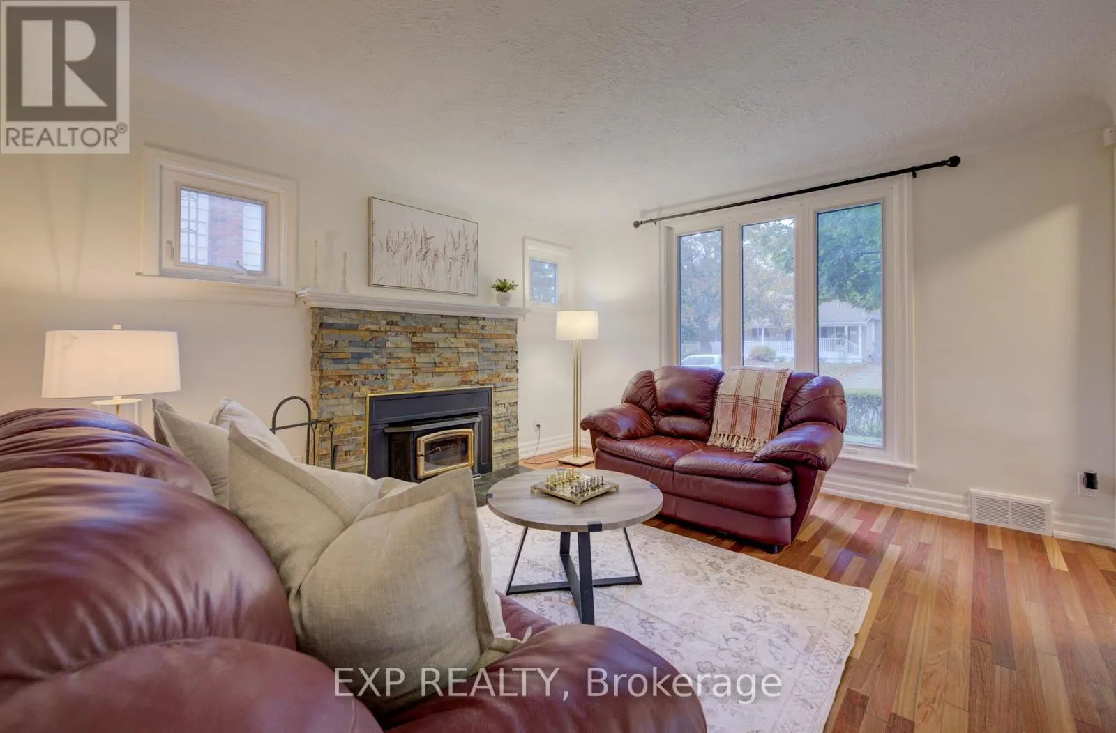 27 DUDHOPE AVENUE