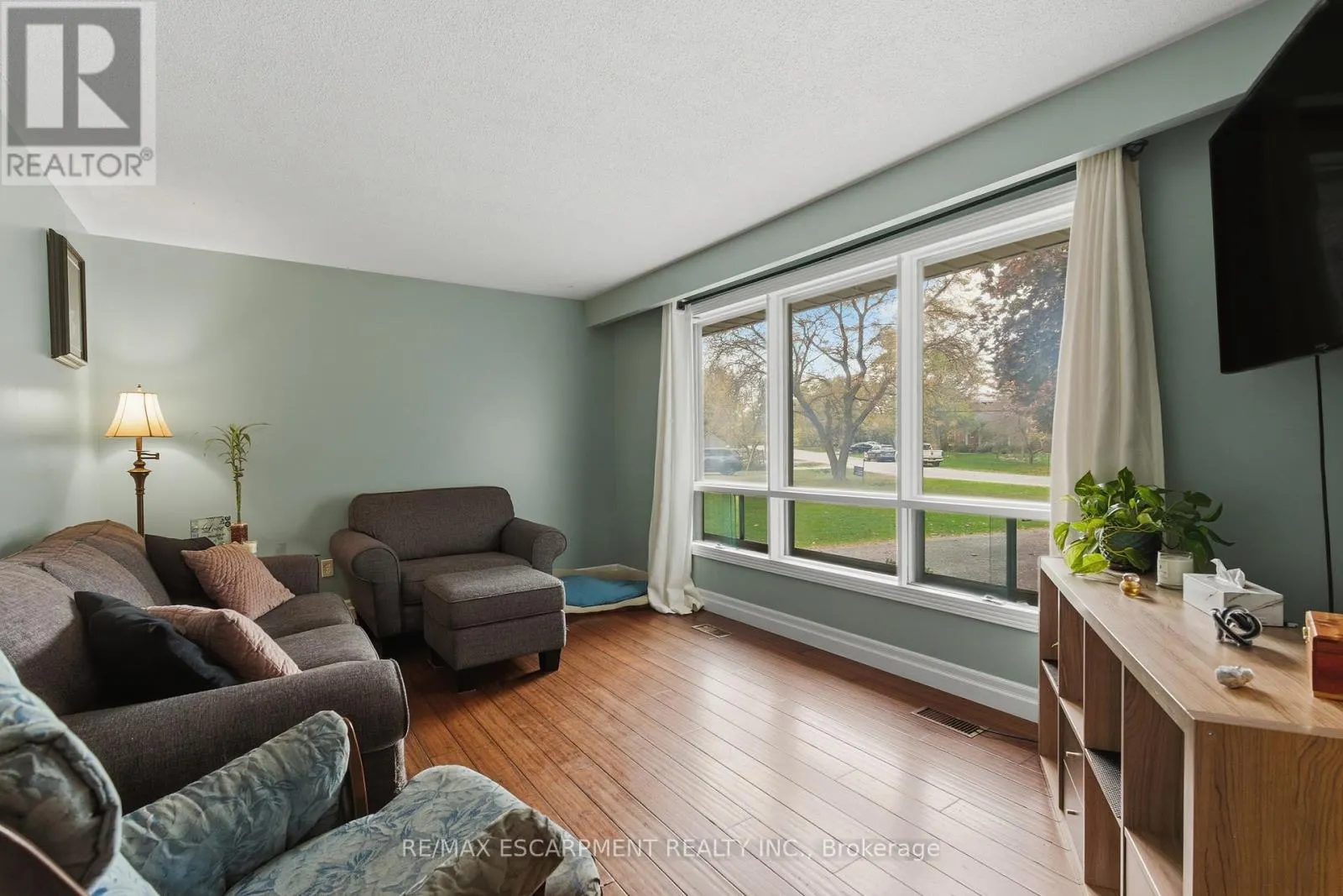 62 OSWEGO PARK ROAD