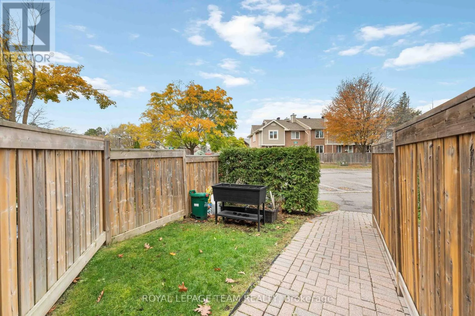 203 - 495 CANTEVAL TERRACE
