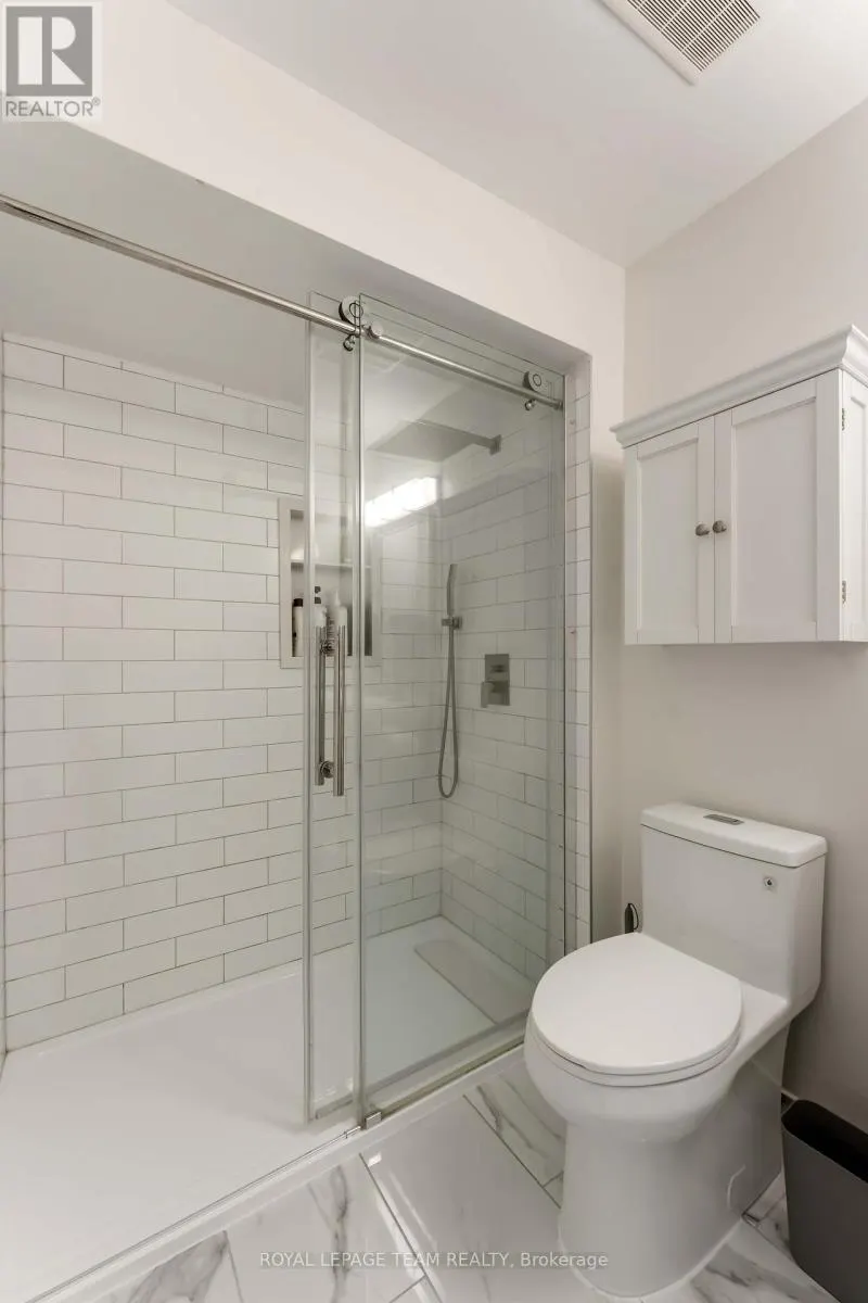 203 - 495 CANTEVAL TERRACE