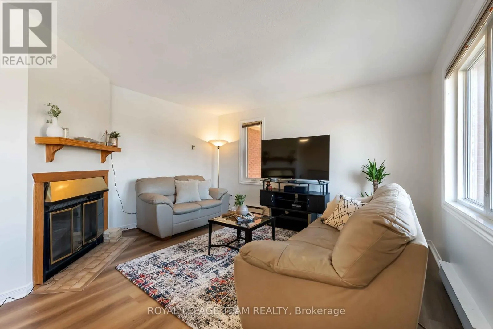 203 - 495 CANTEVAL TERRACE
