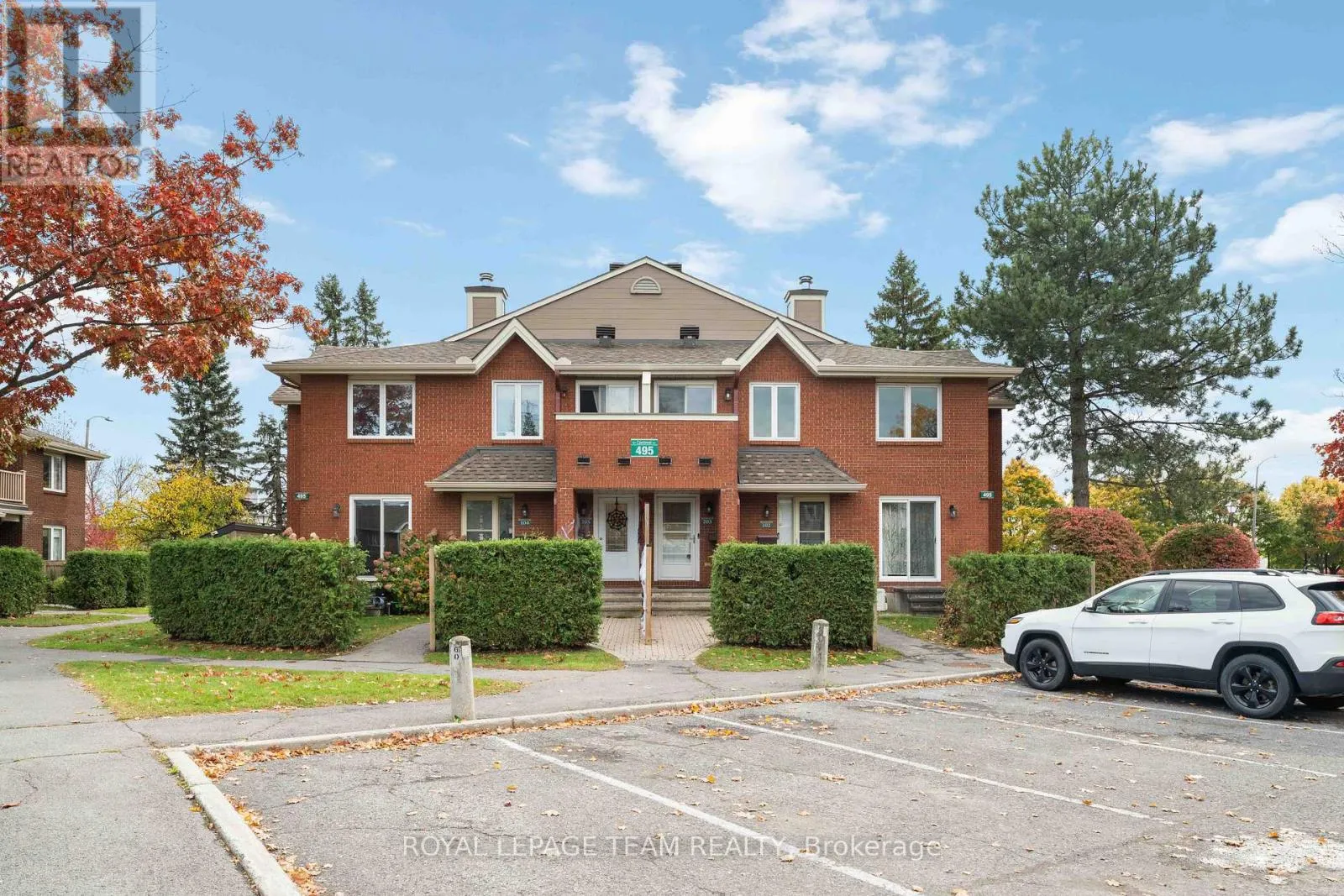 203 - 495 CANTEVAL TERRACE