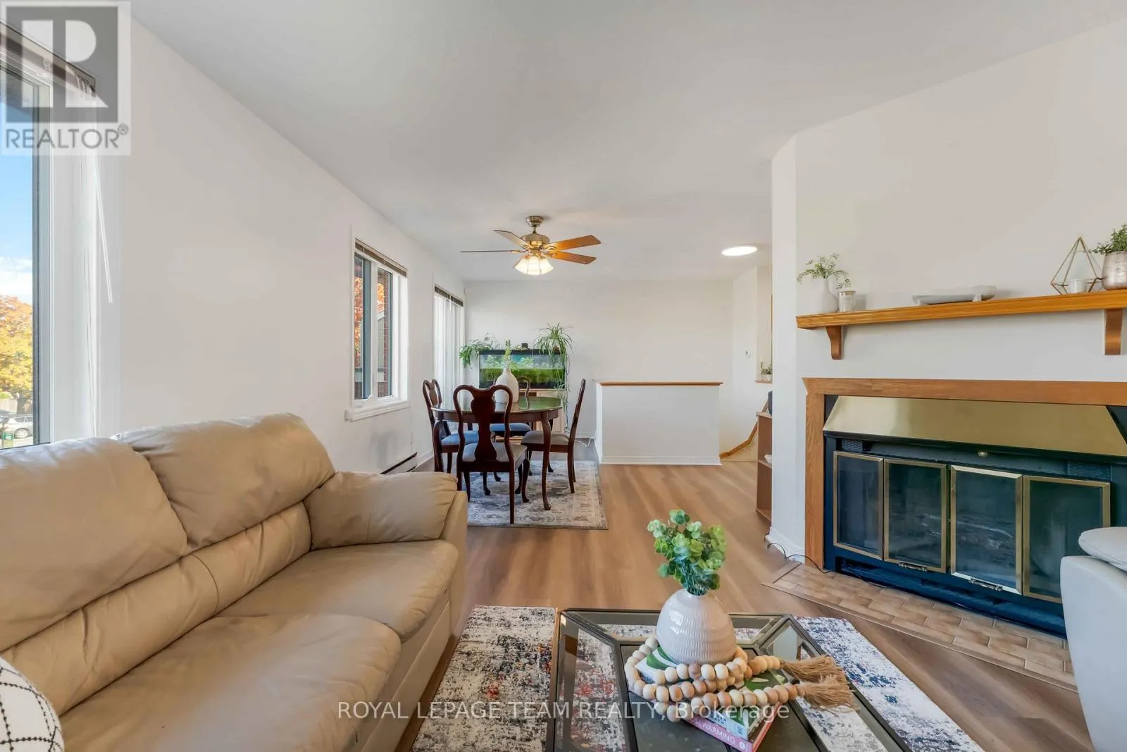 203 - 495 CANTEVAL TERRACE