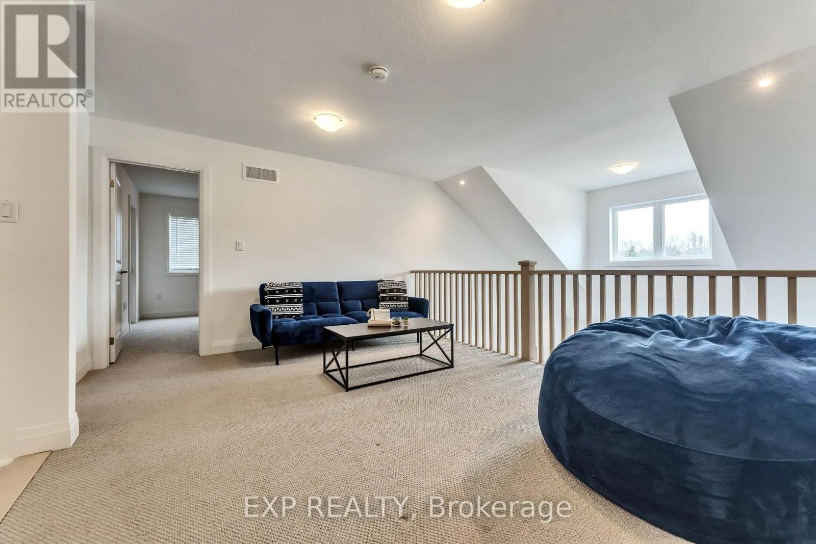 156 SCHOONERS LANE