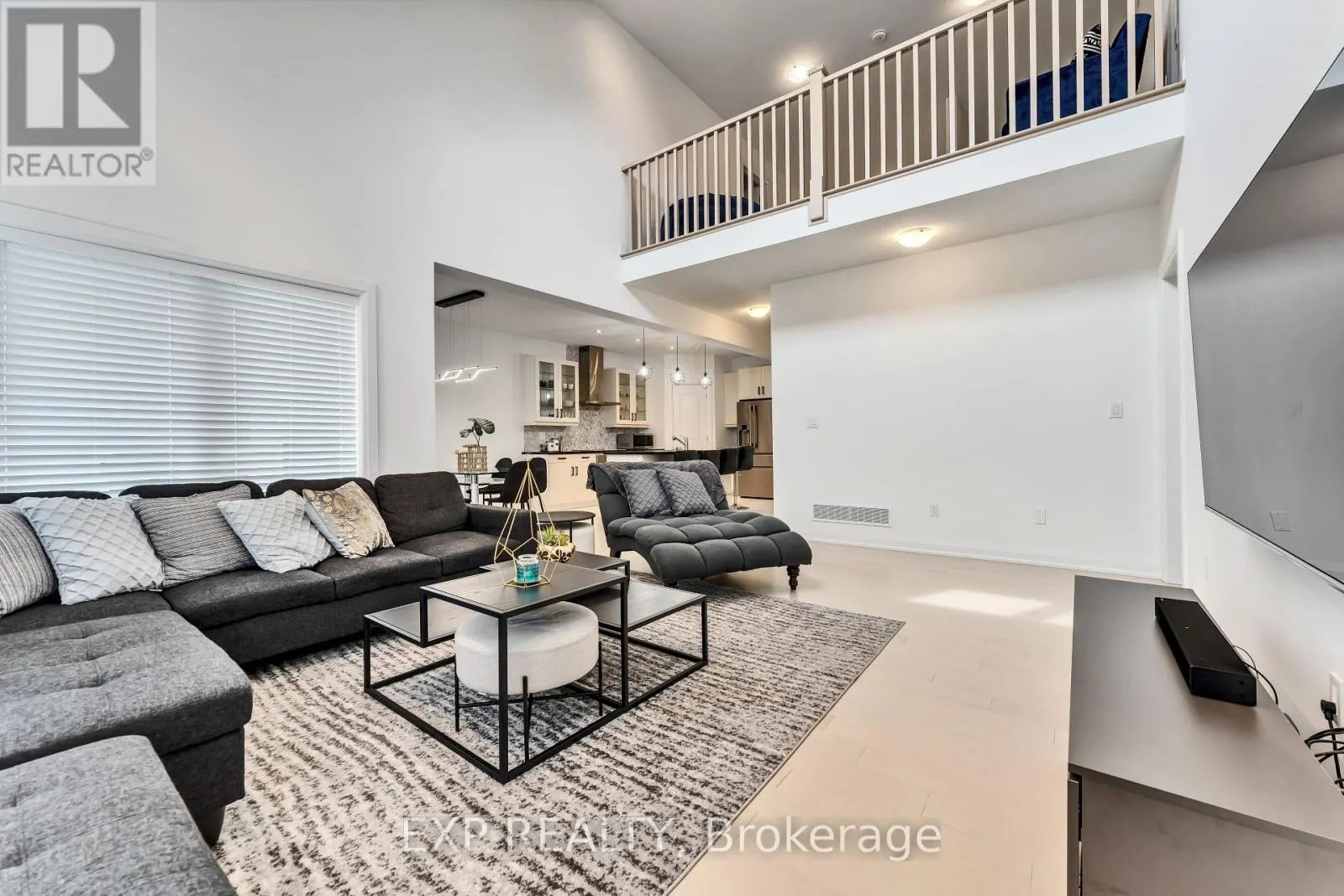 156 SCHOONERS LANE