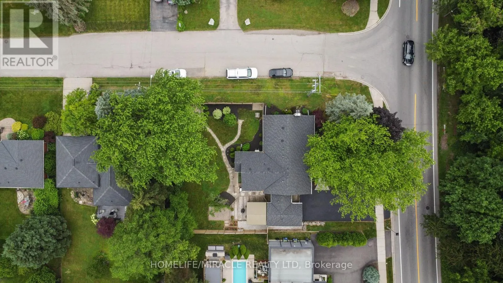 136 MOHAWK ROAD