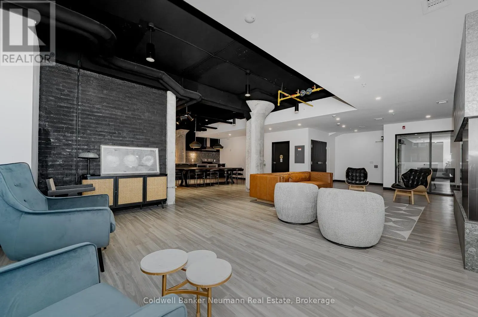 314 - 120 HURON STREET, #314