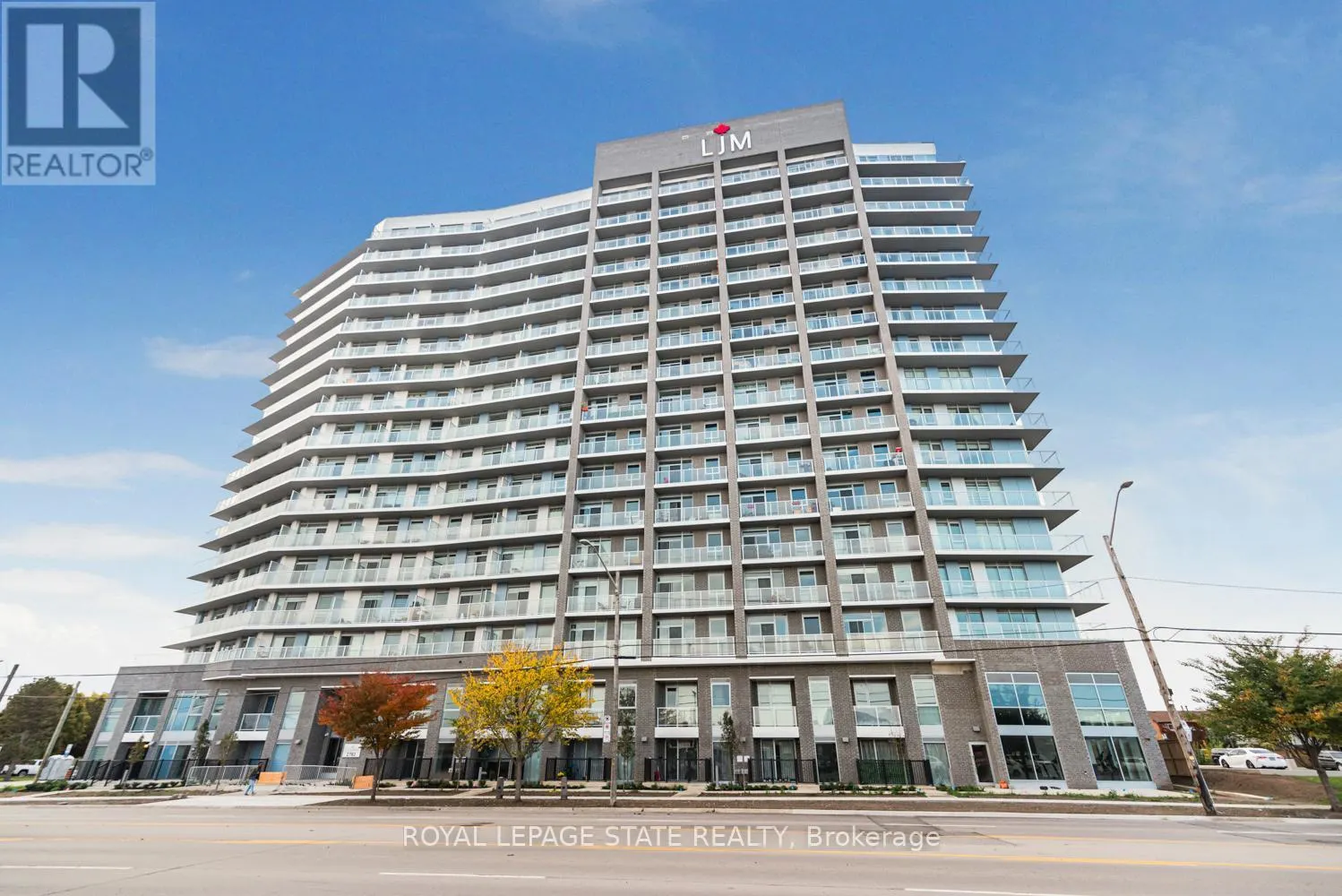 813 - 2782 BARTON STREET E