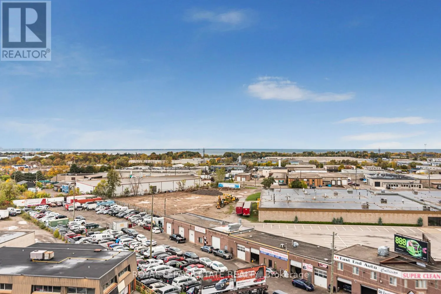 813 - 2782 BARTON STREET E