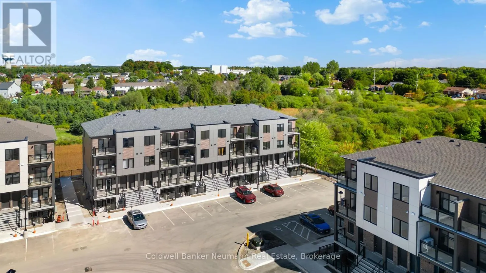 43 - 940 DAVID STREET N, #43