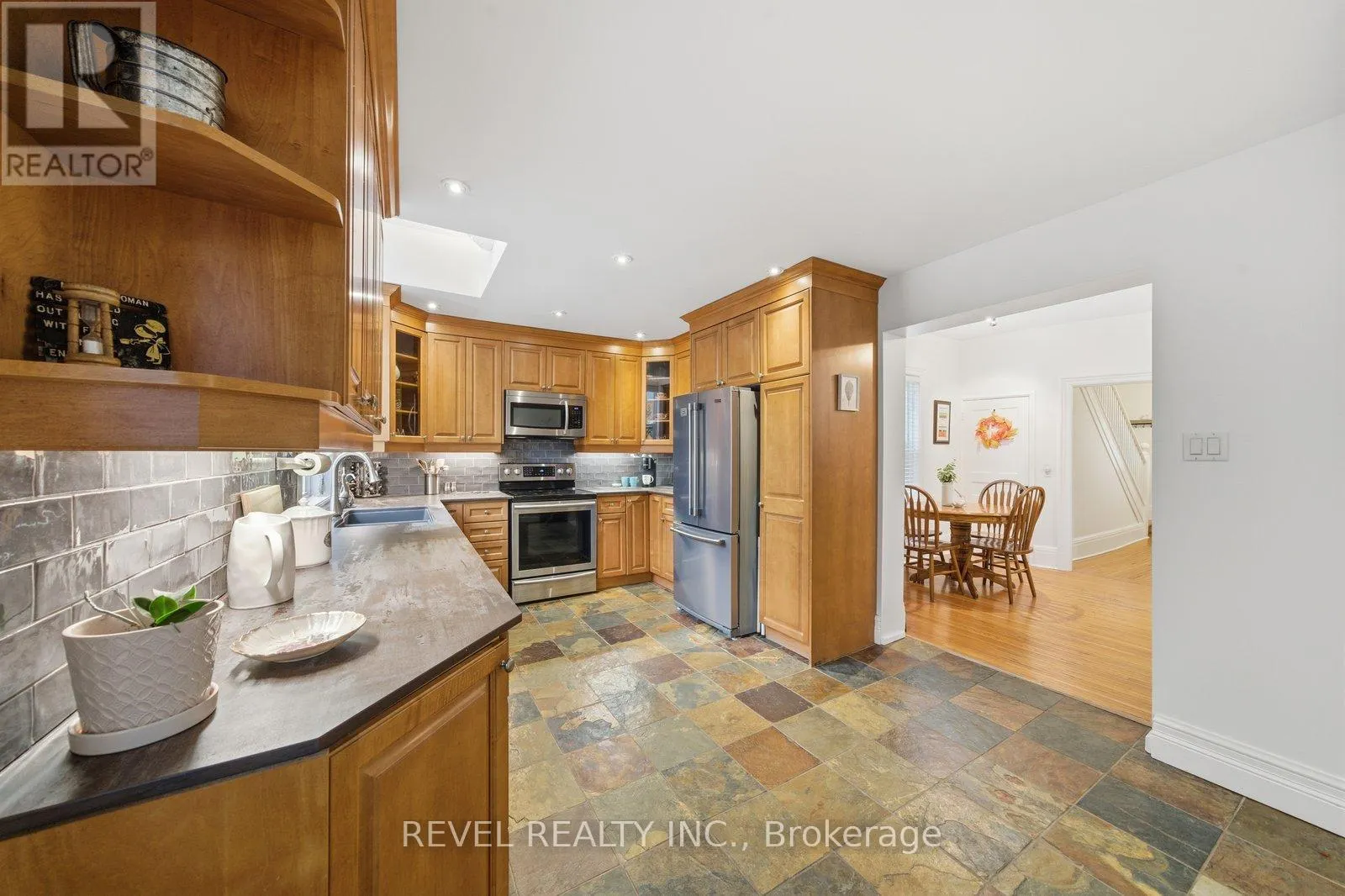 94 ELGIN STREET