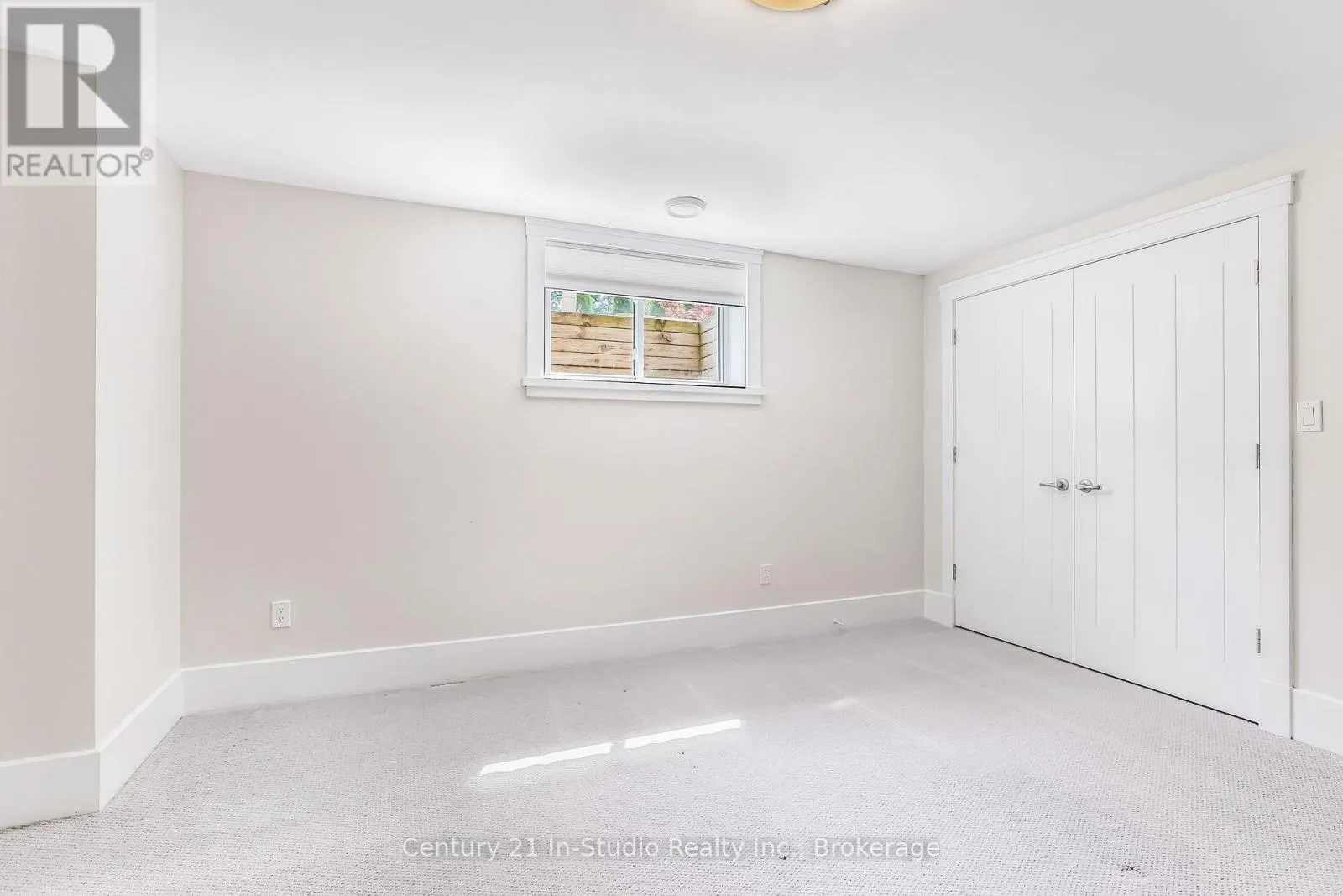 27 CARTER DRIVE